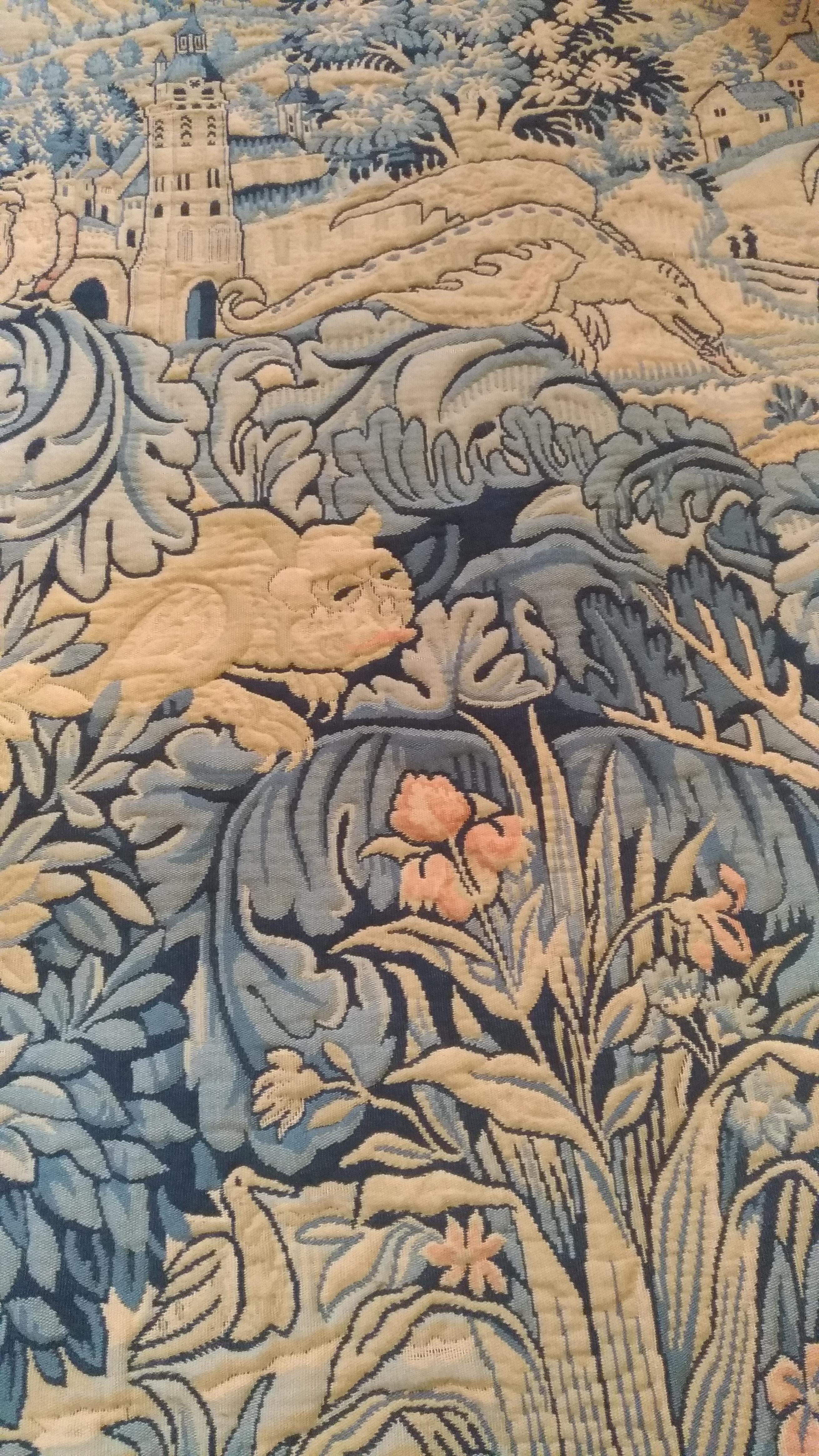 Aubusson 1000 - Very Beautiful Tapestry from the Early Twentieth Century Drawing Cabbage