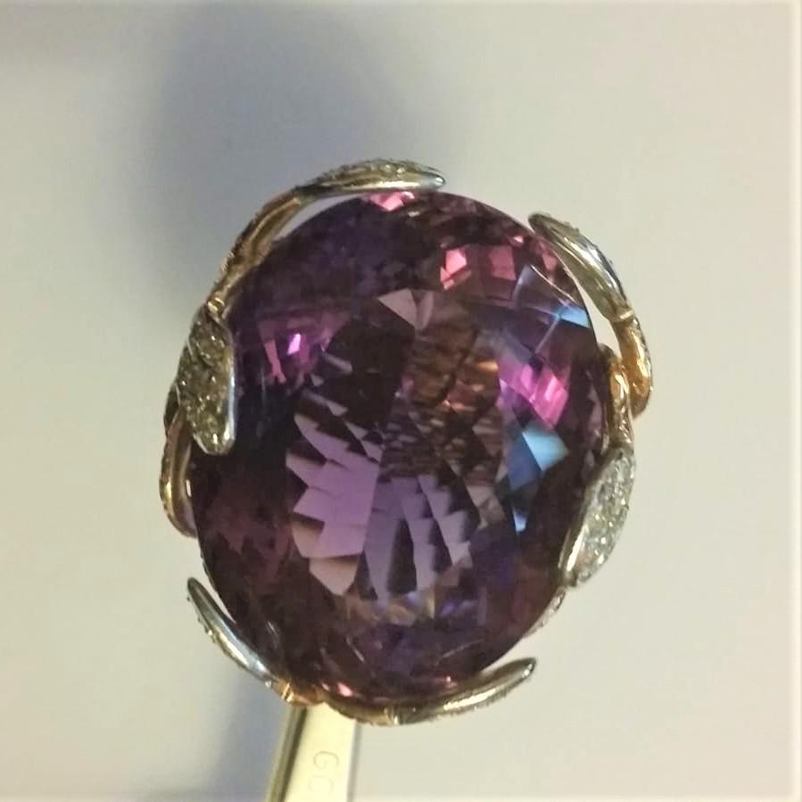 100.00 Carat Amethyst 0.60 Carat Diamond 18 Carat Rose Gold Cocktail Ring In New Condition For Sale In Milano, IT