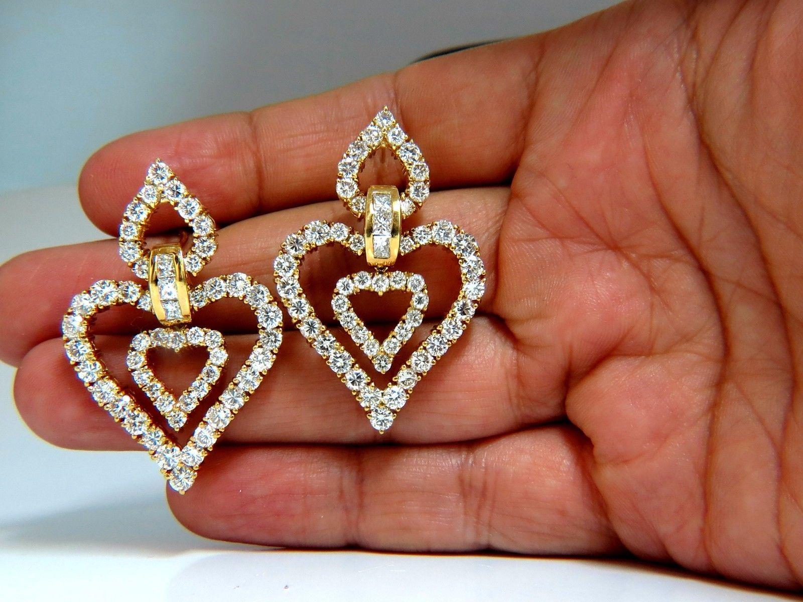 Baguette Cut 10.00ct natural baguette & rounds diamond heart dangle earrings 18kt huge For Sale