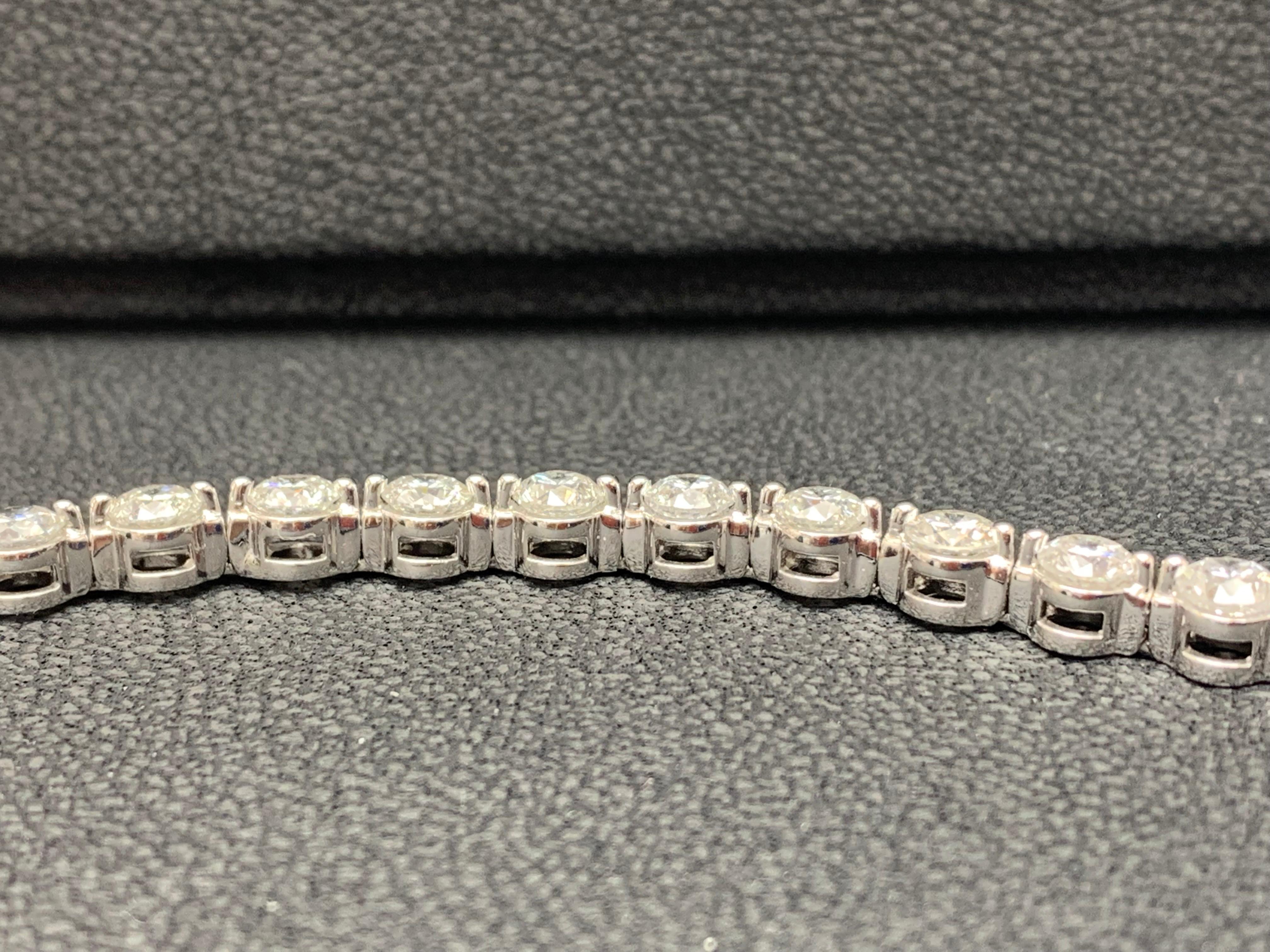 10.01 Carat Diamond Tennis Bracelet in 14k White Gold For Sale 4