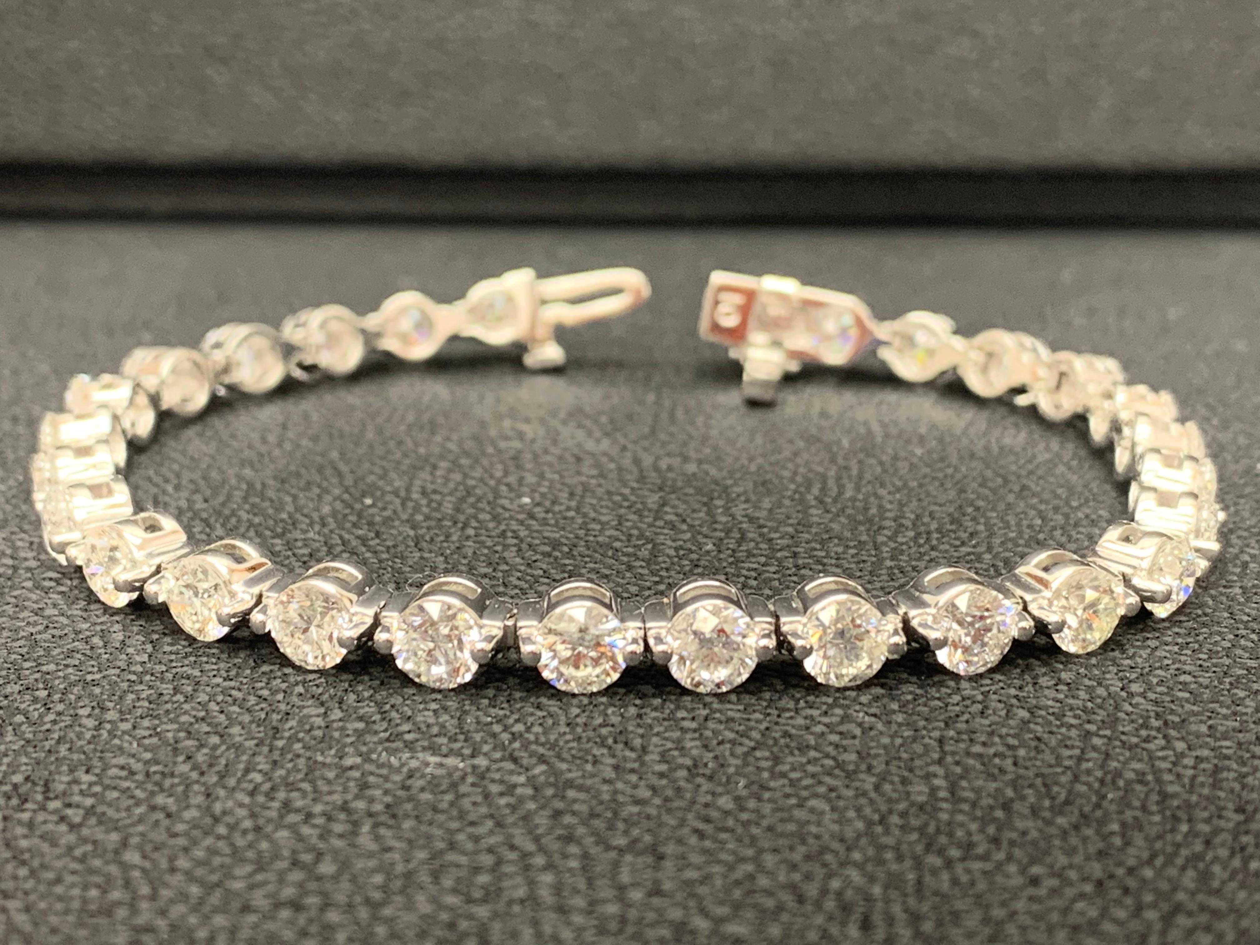 10.01 Carat Diamond Tennis Bracelet in 14k White Gold For Sale 1