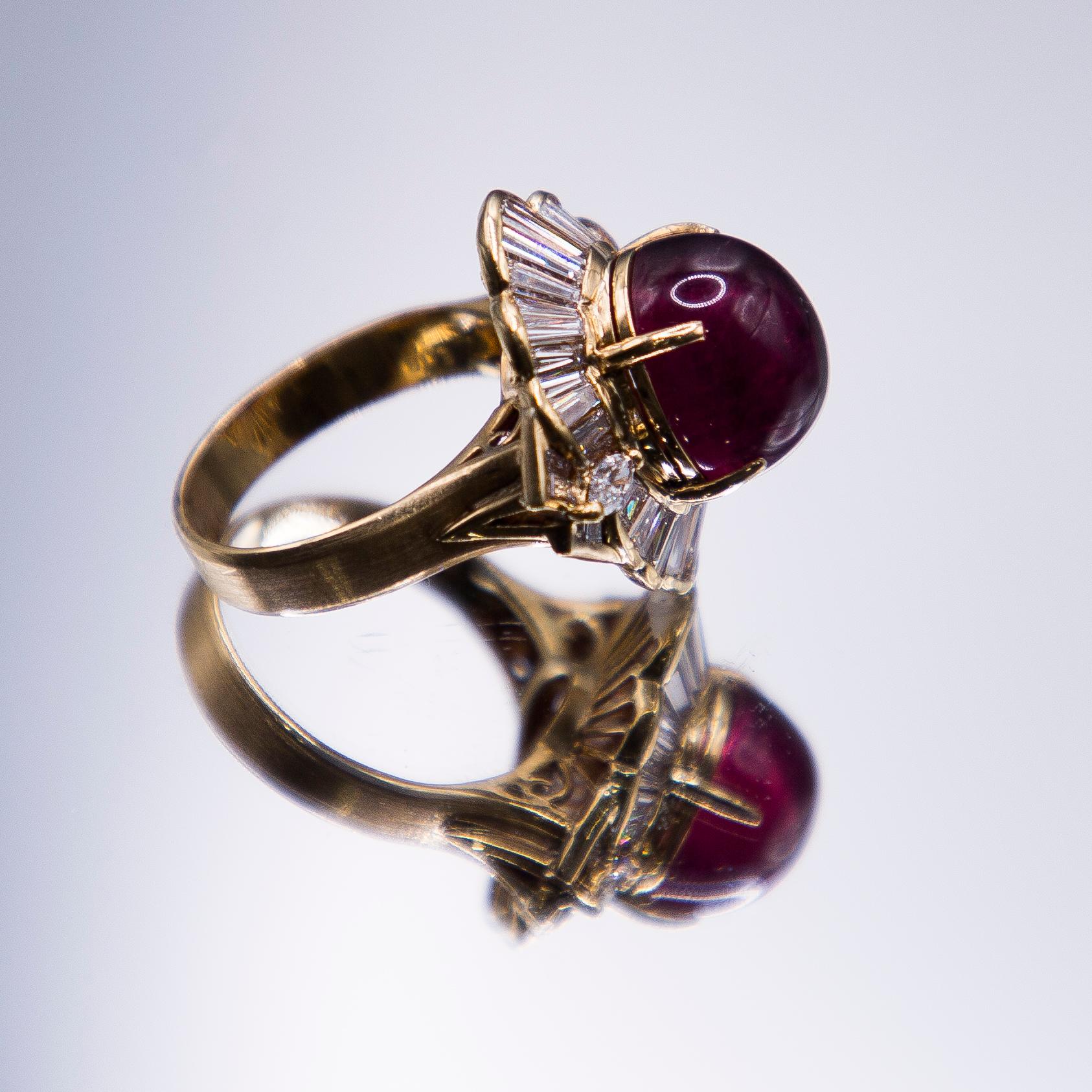 Women's 10.02 Carat Rubellite /18k Yellow Gold 2.31 Carats Fine Diamonds Cocktail Ring For Sale
