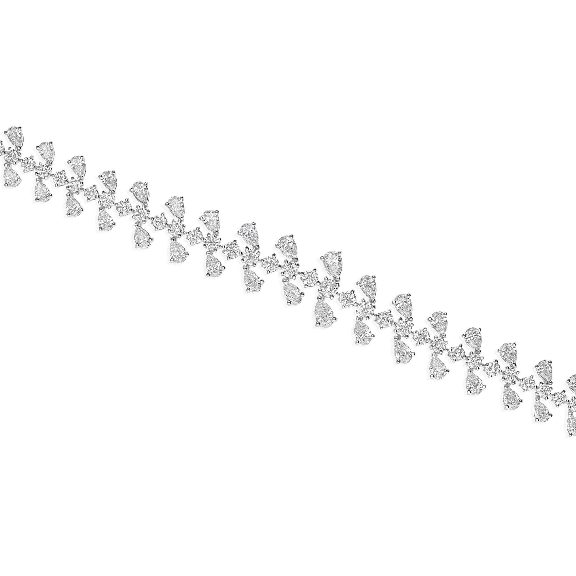 10.02 Carat SI/HI Statement Diamond Wide Bracelet 18k White Gold Wedding Gift en vente 2