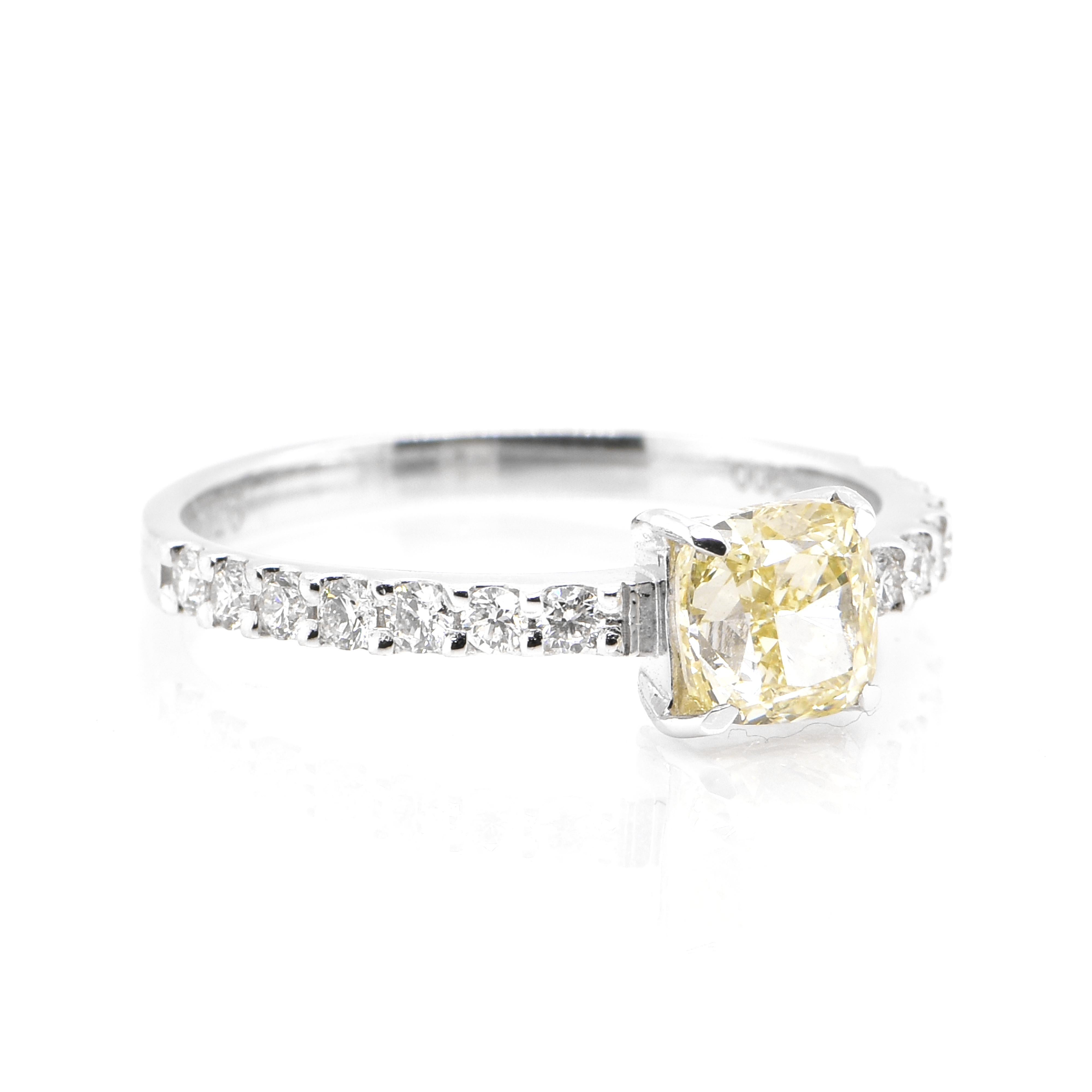 Modern 1.002 Carat, VS-1, Light Yellow, Earth-Mined Diamond Ring made in Platinum For Sale