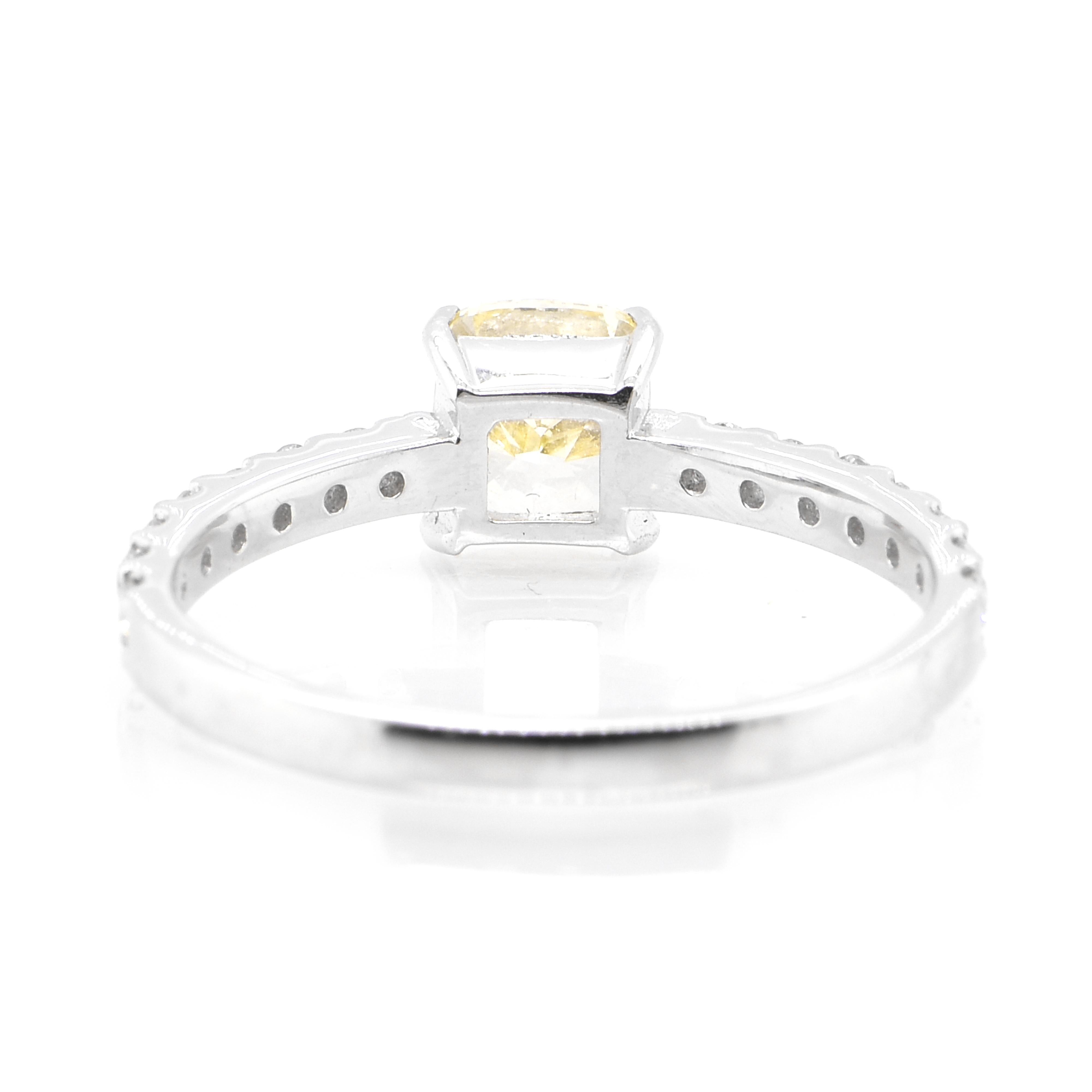 Women's 1.002 Carat, VS-1, Light Yellow, Earth-Mined Diamond Ring made in Platinum For Sale