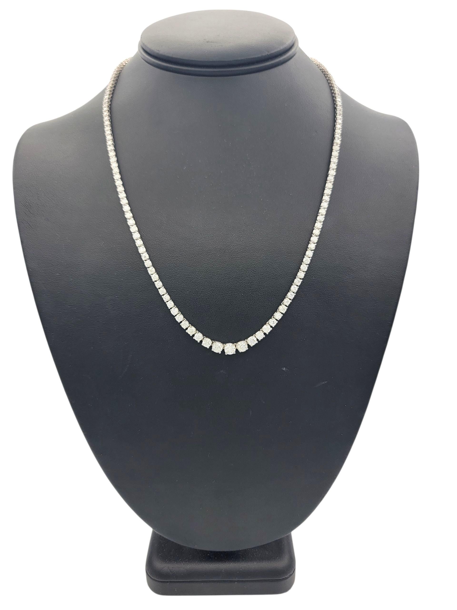 10.02 Carats Total Diamant rond brillant gradué Collier Tennis en Platine en vente 4