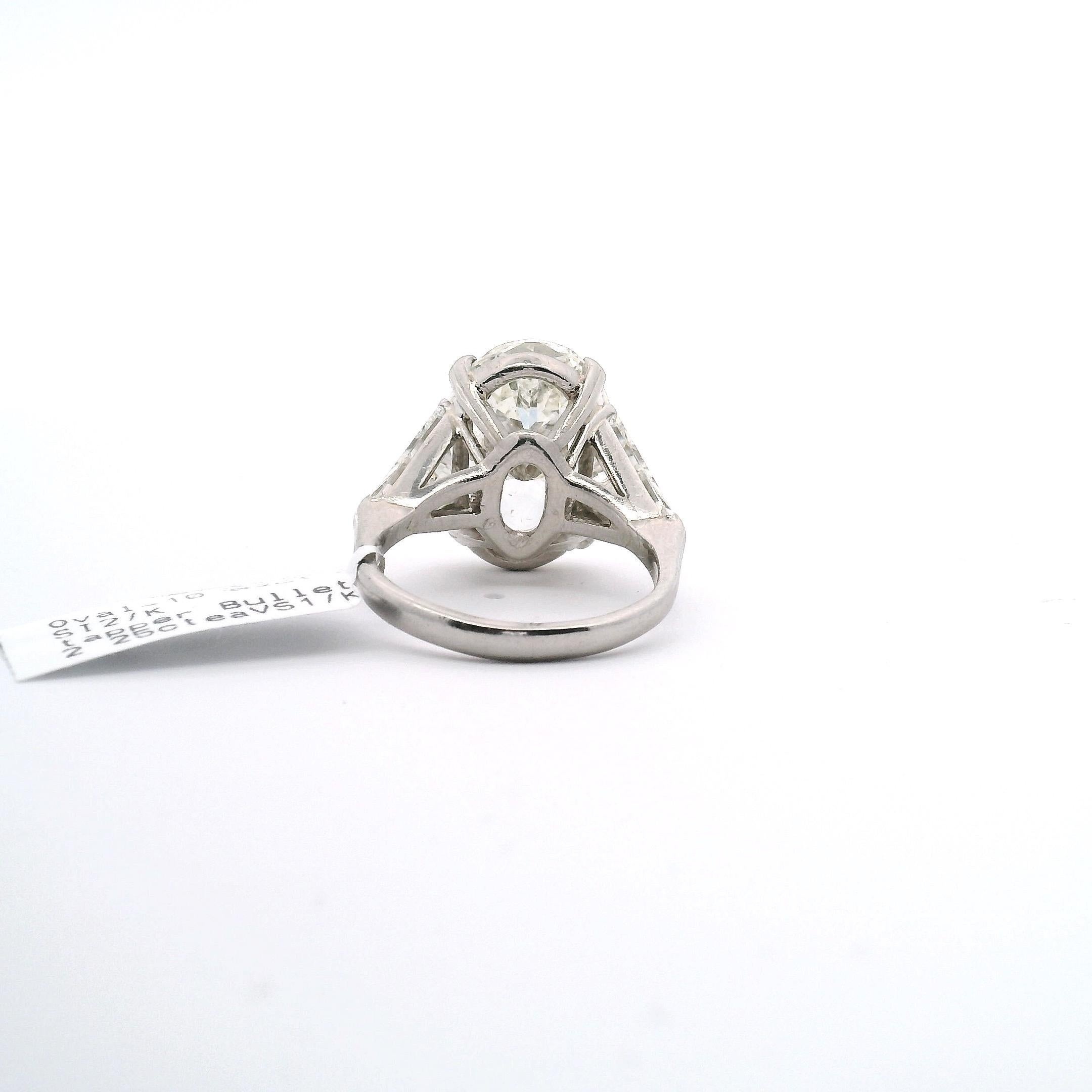 Women's 10.02ct. Oval Diamond Engagement Ring For Sale
