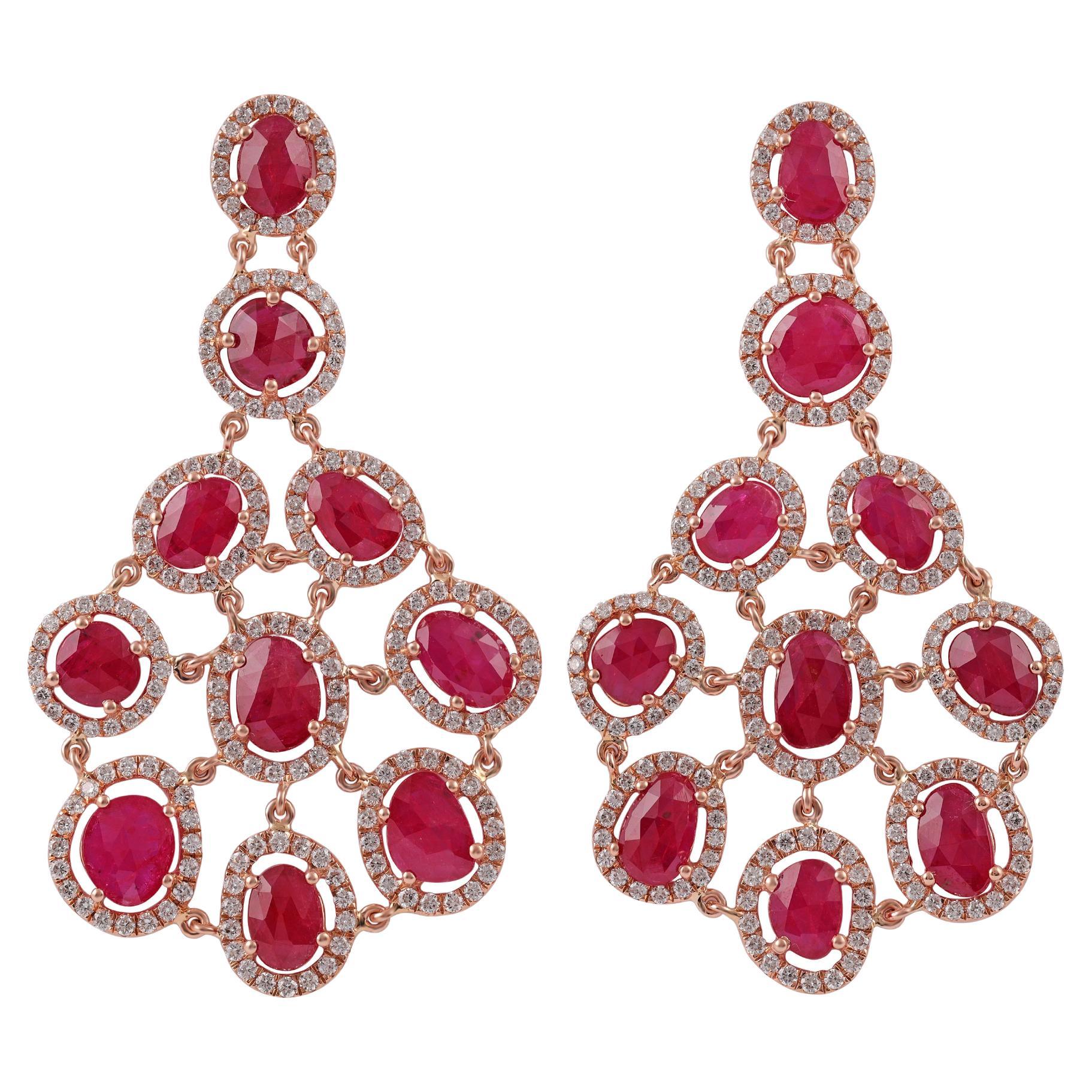 Pendientes largos de oro de 18 quilates con rubí de Mozambique y diamantes de 10,03 quilates