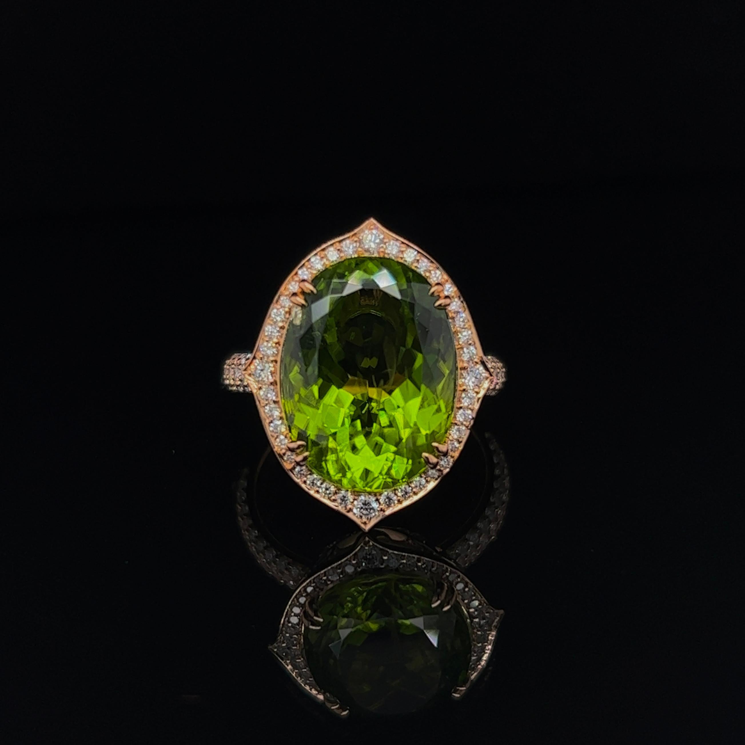 Women's 10.03 Carat Peridot and Diamond Ring in 18K Rose Gold For Sale