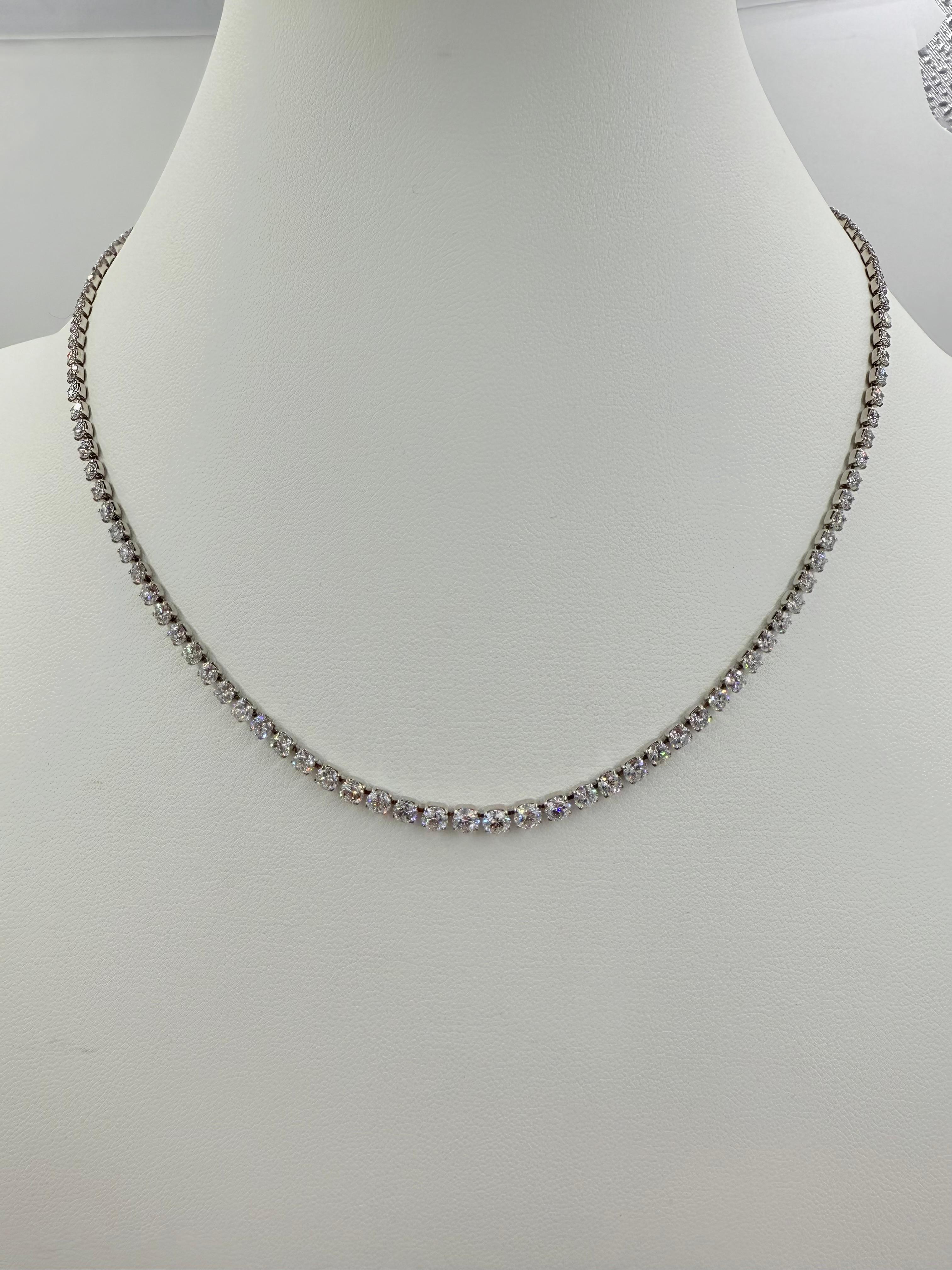 Collier Riviera en platine avec 10,03 carats de diamants en vente 5