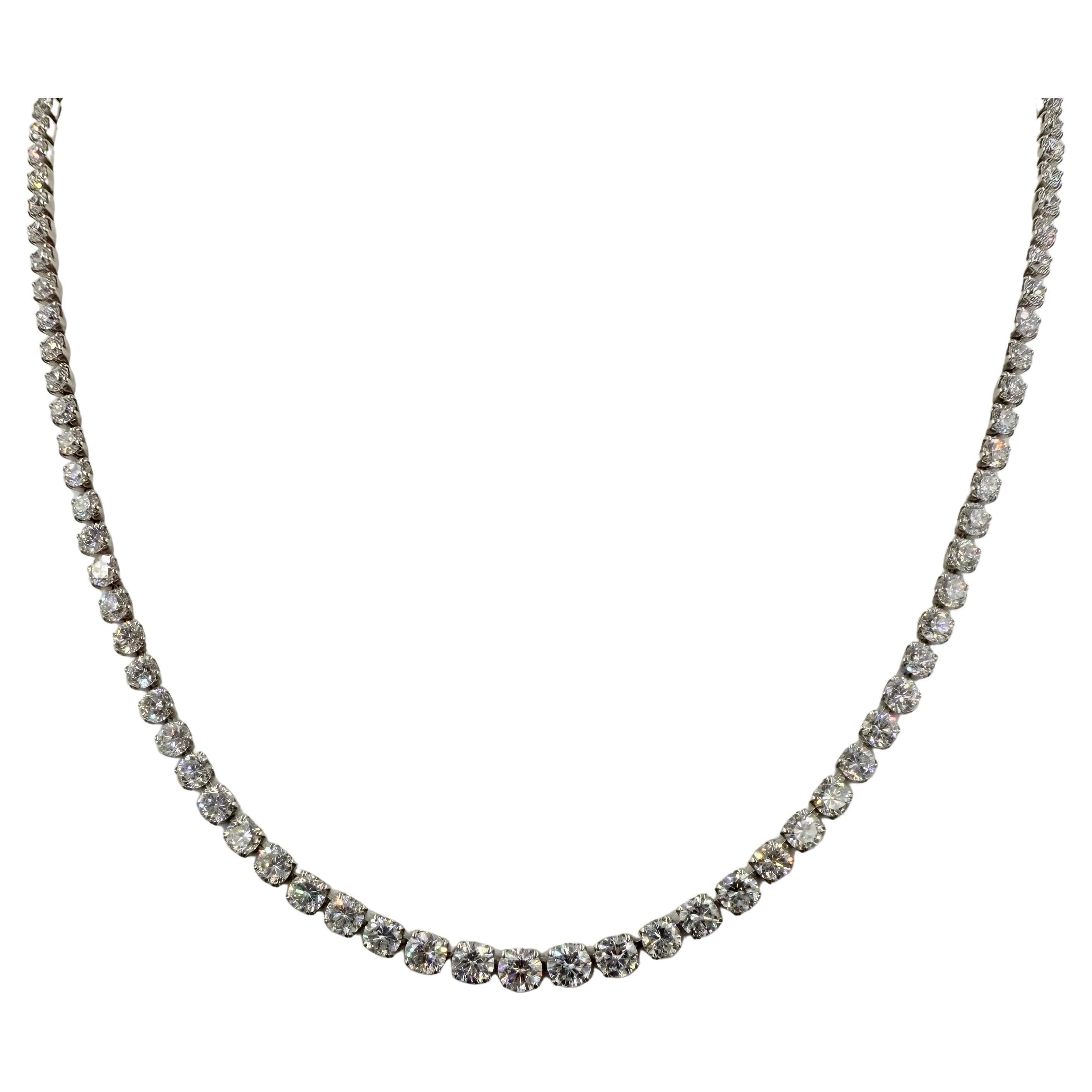 Collier Riviera en platine avec 10,03 carats de diamants en vente