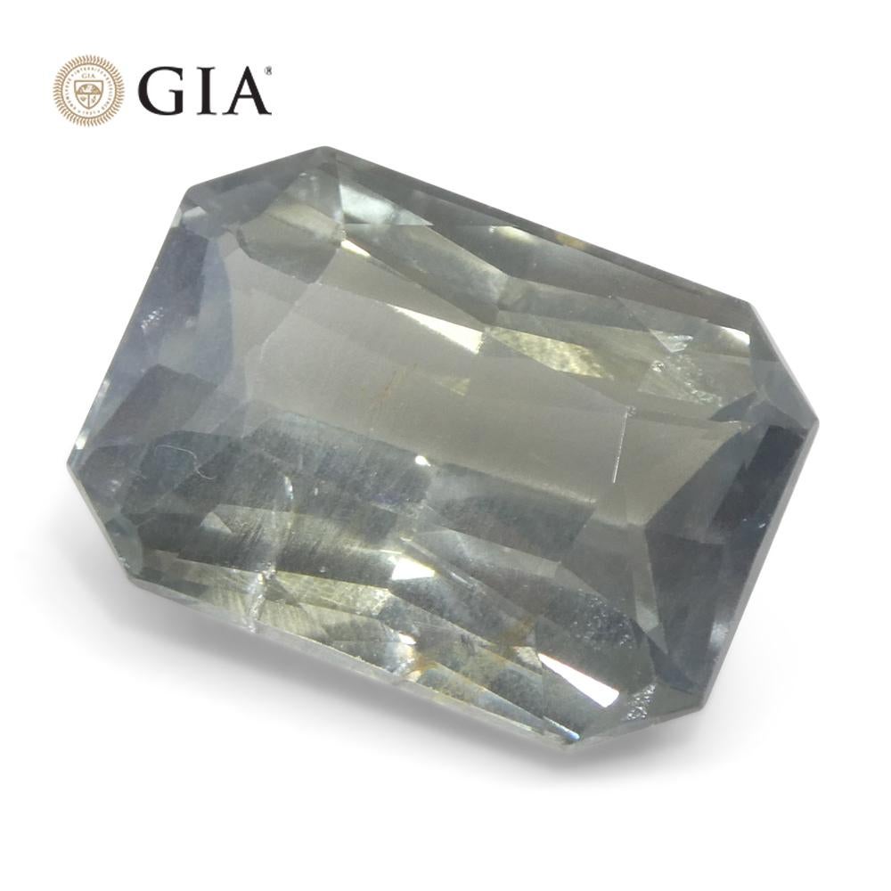 Il s'agit d'un magnifique saphir certifié par la GIA. 


Le rapport de la GIA se lit comme suit :

Numéro de rapport GIA : 5232524194
Forme : Octogonale
Style de coupe : 
Style de coupe : Couronne : Coupe brillante
Style de coupe : Pavillon :