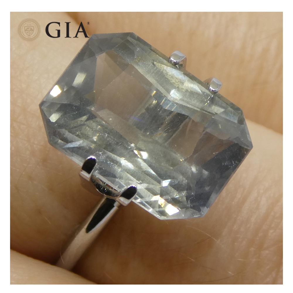 Taille brillant Saphir octogonal/émeraude taille 10,03 carats, bleu verdâtre grisâtre à violet grisâtre en vente