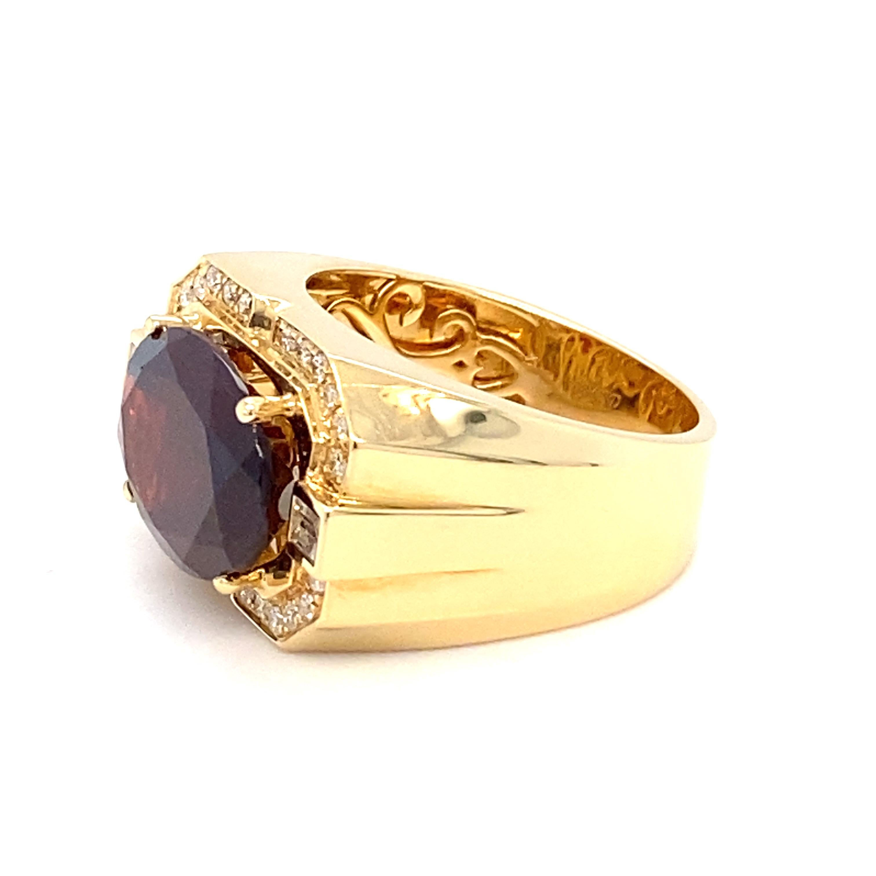 10.04 Carat Natural Oval Garnet Yellow Gold Men's Ring  For Sale 6