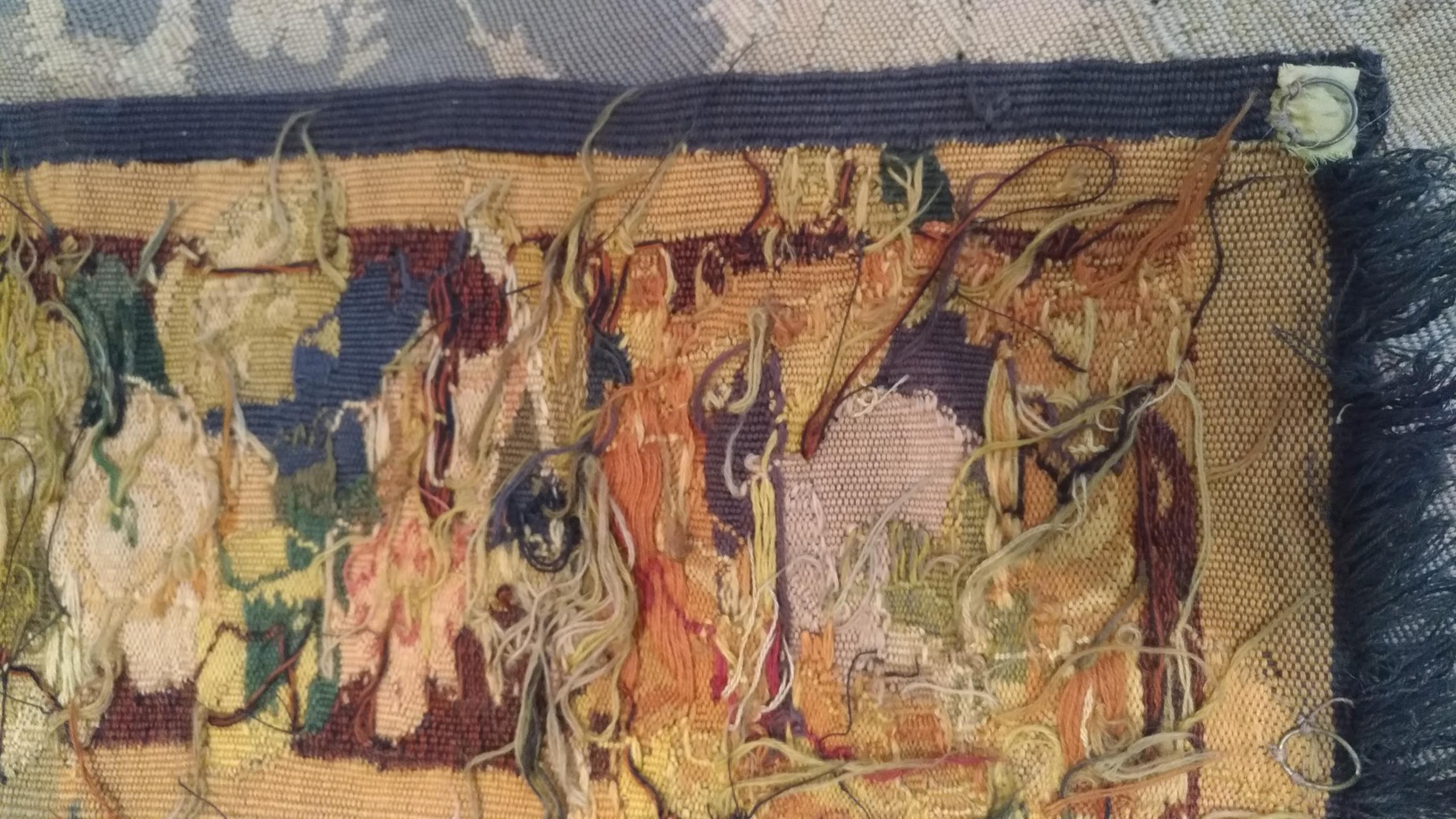 1005 - Antique Greenery Tapestry 2