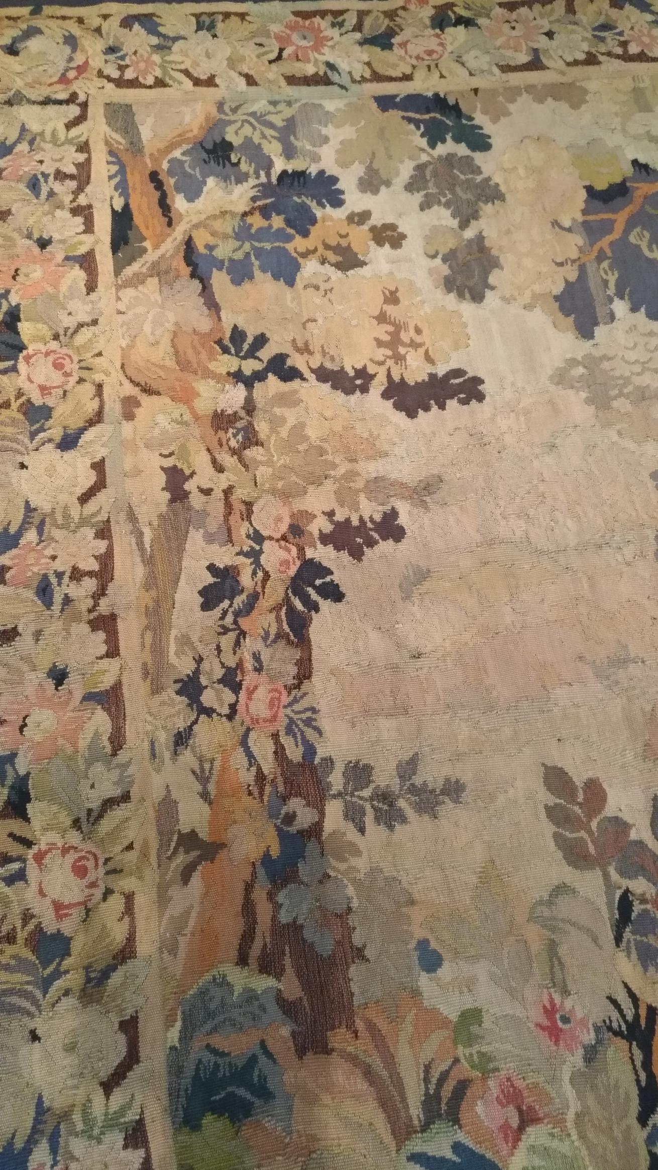 1005 - Antique Greenery Tapestry 3