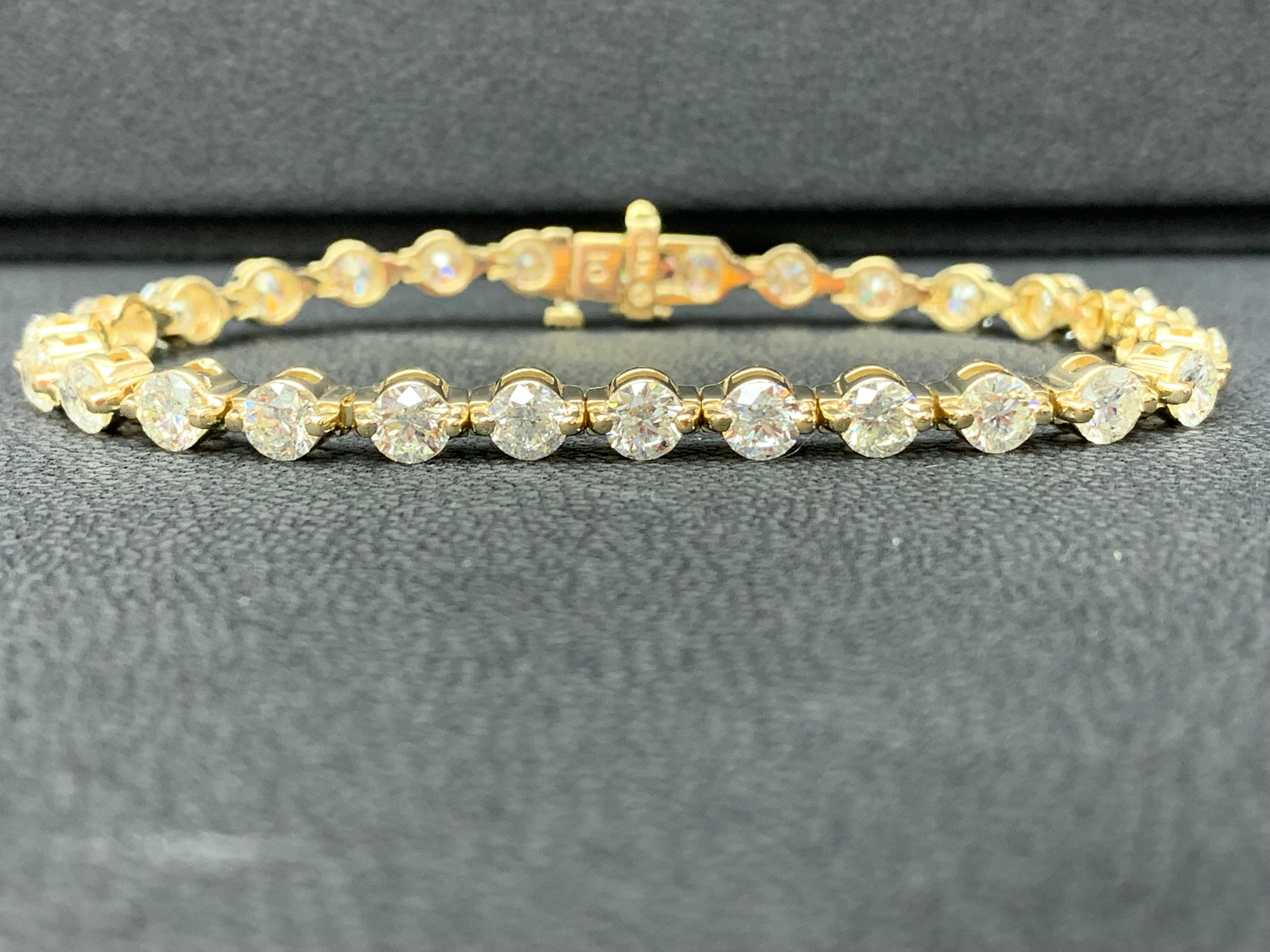 10.05 Carat Brilliant Cut Round Diamond Tennis Bracelet in 14K Yellow Gold For Sale 3