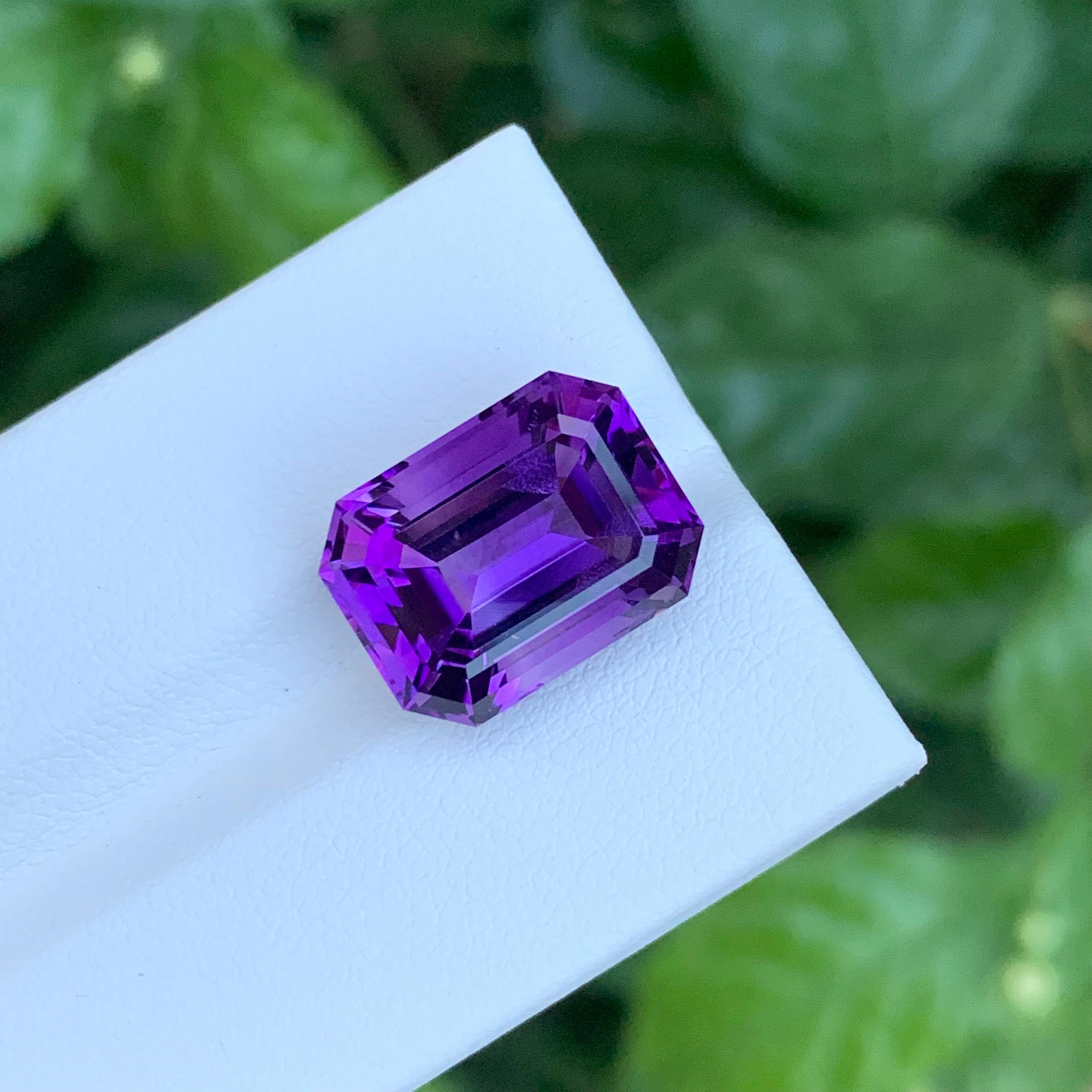 10.05 Karat natürlicher loser tief lila Amethyst Smaragd Form Edelstein (Arts and Crafts) im Angebot