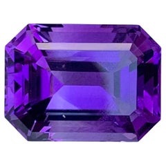 10.05 quilates de amatista natural suelta de color púrpura intenso en forma de esmeralda Gema