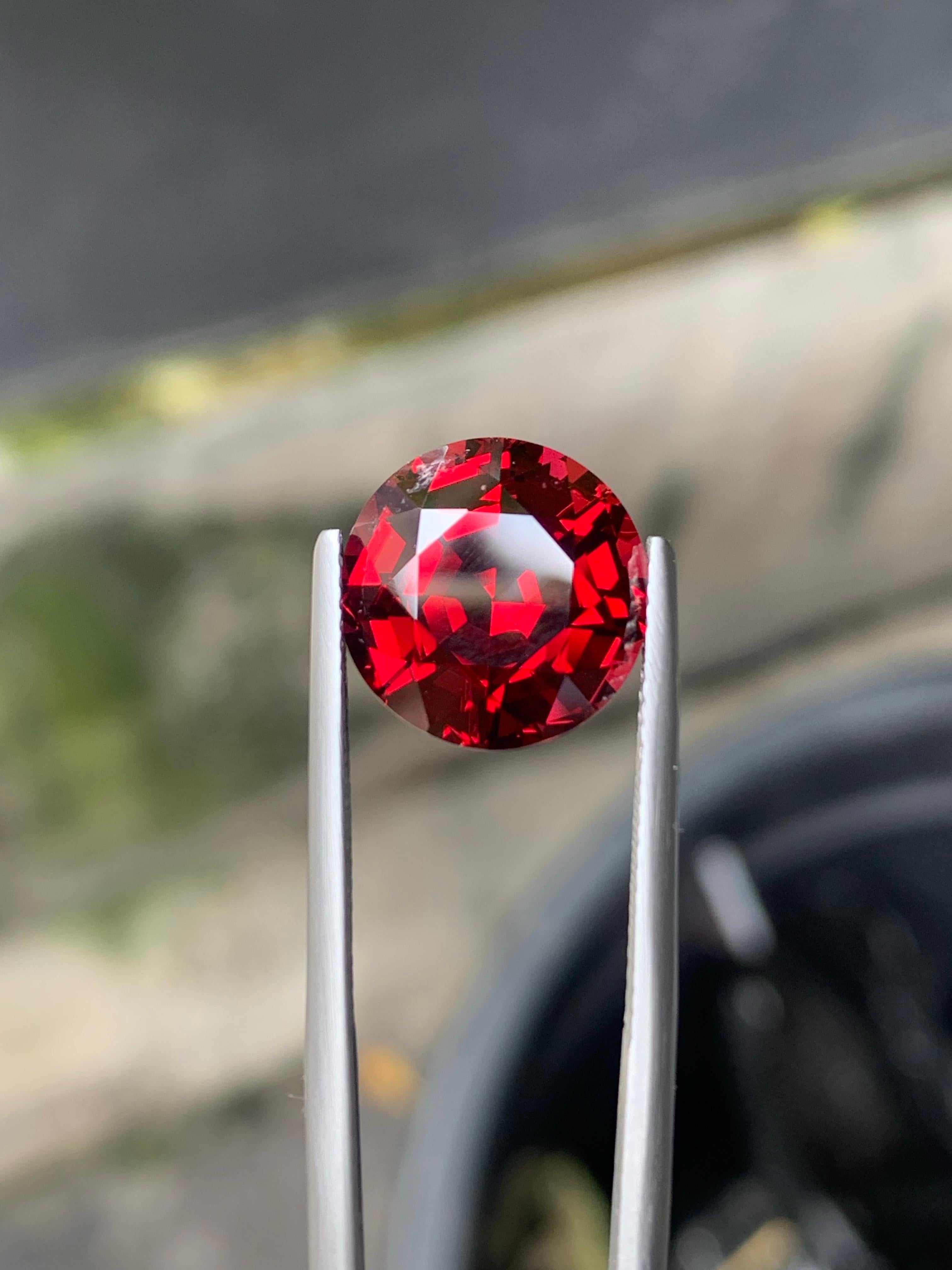 Taille ronde 10.05 Carat Natural Loose Rhodolite Garnet Round Shape Gemstone From Tanzania (grenat rhodolite en vrac de Tanzanie) en vente