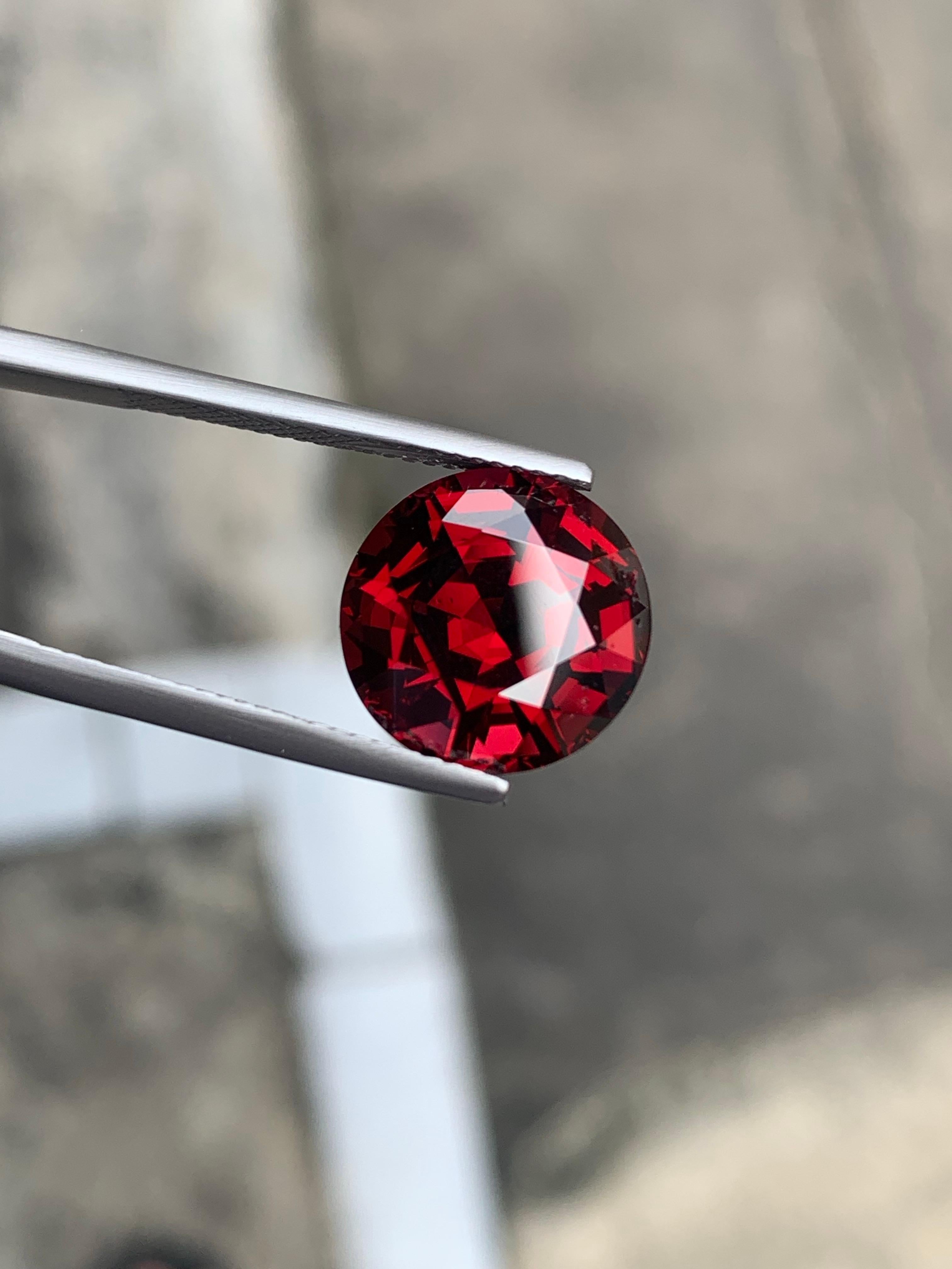 10.05 Carat Natural Loose Rhodolite Garnet Round Shape Gemstone From Tanzania (grenat rhodolite en vrac de Tanzanie) Unisexe en vente