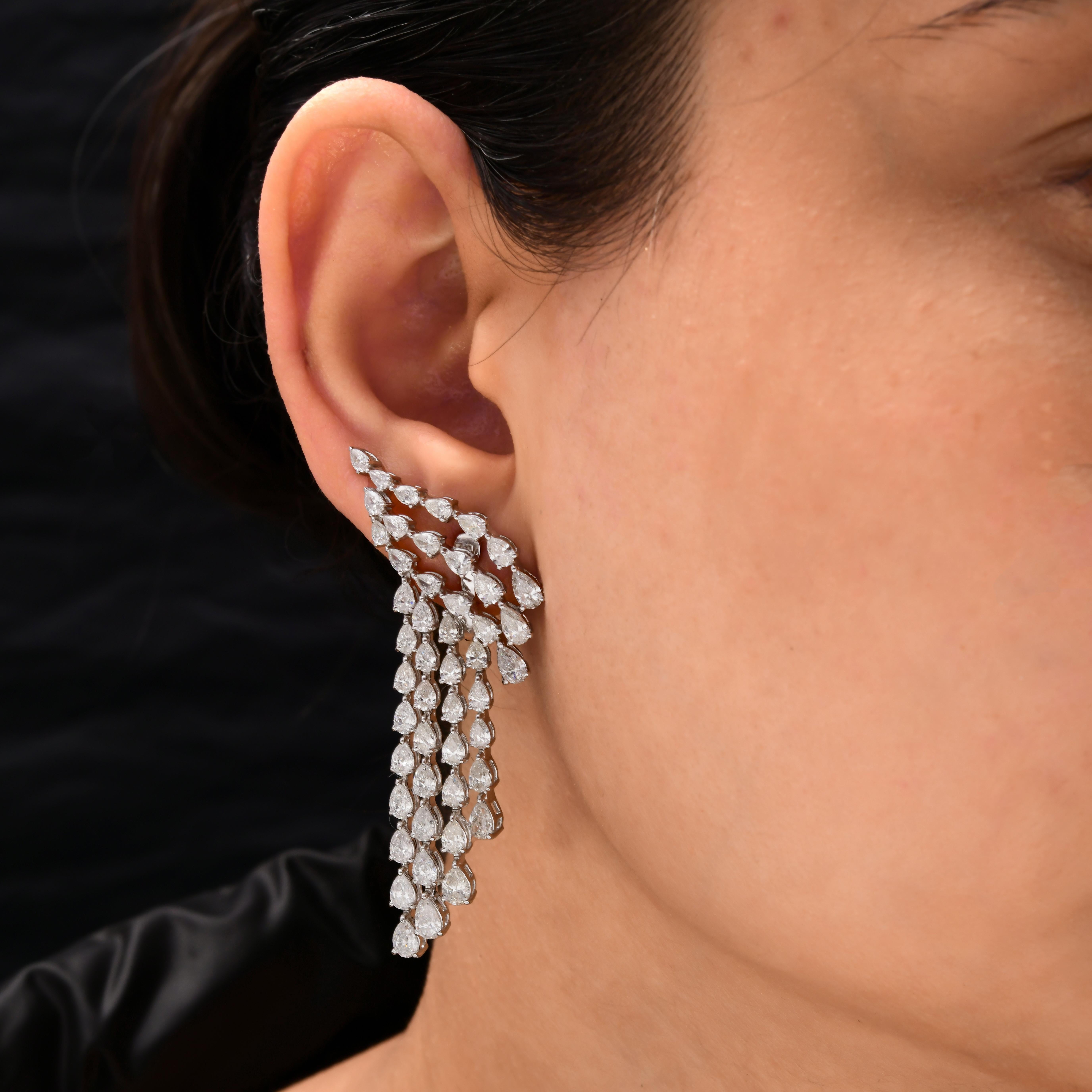10.05 Carat SI Clarity HI Color Pear Diamond Chandelier Earrings 18k White Gold In condizioni Nuovo in vendita a Diera, Dubai