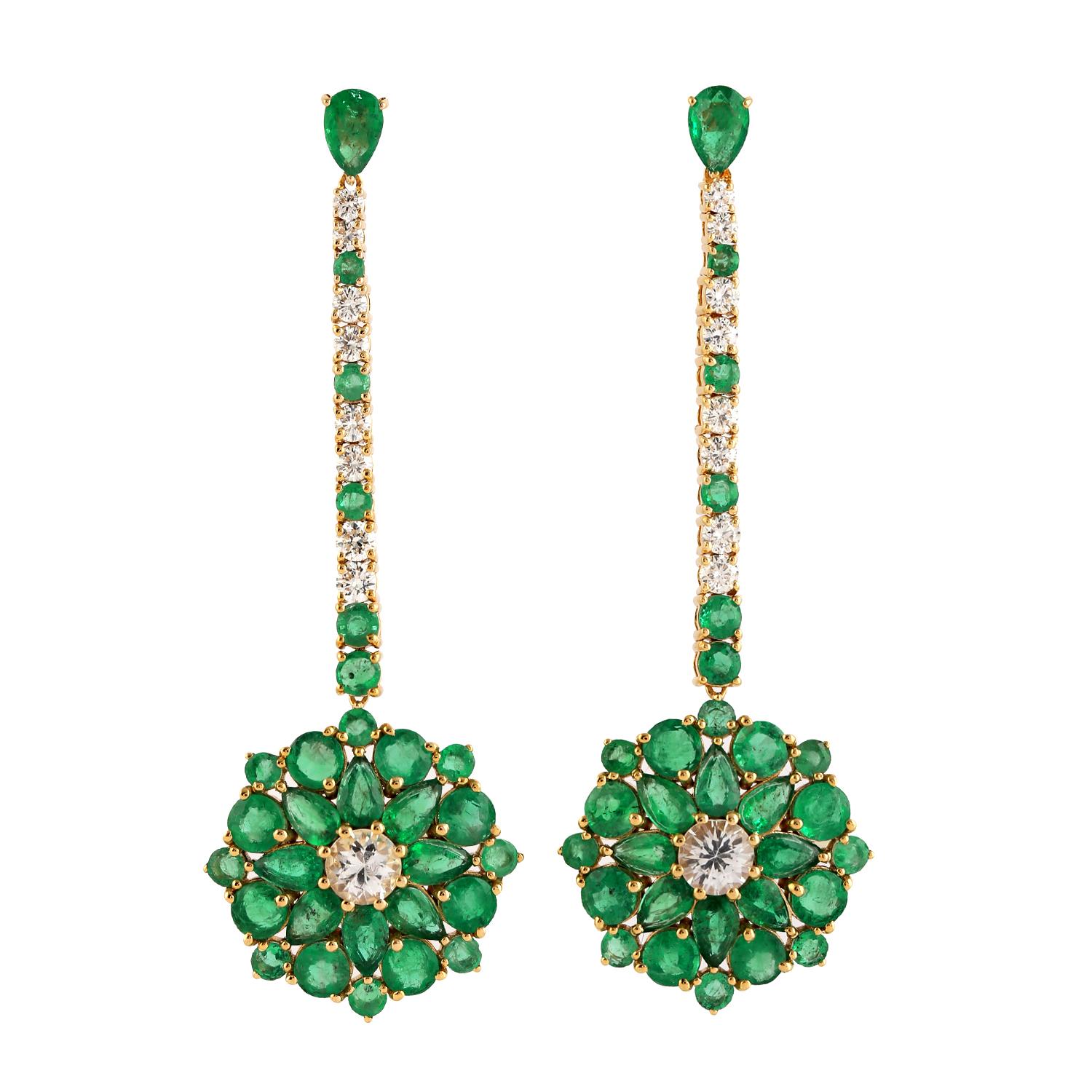 10.05 Carats Emerald Diamond 14 Karat Gold Linear Floral Earrings In New Condition For Sale In Hoffman Estate, IL