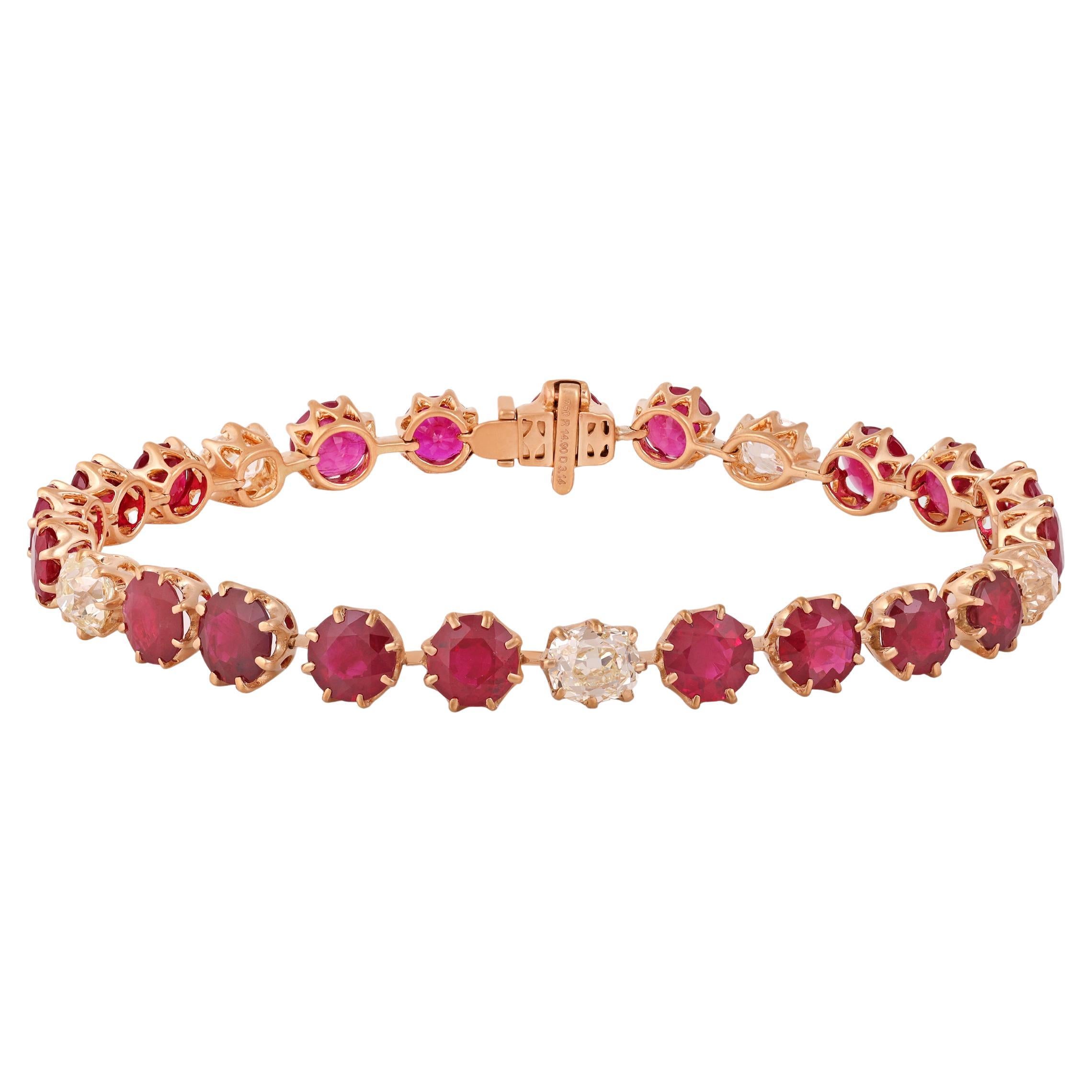 Pulsera de rubíes y diamantes de 10,06 quilates en oro de 18 quilates en venta