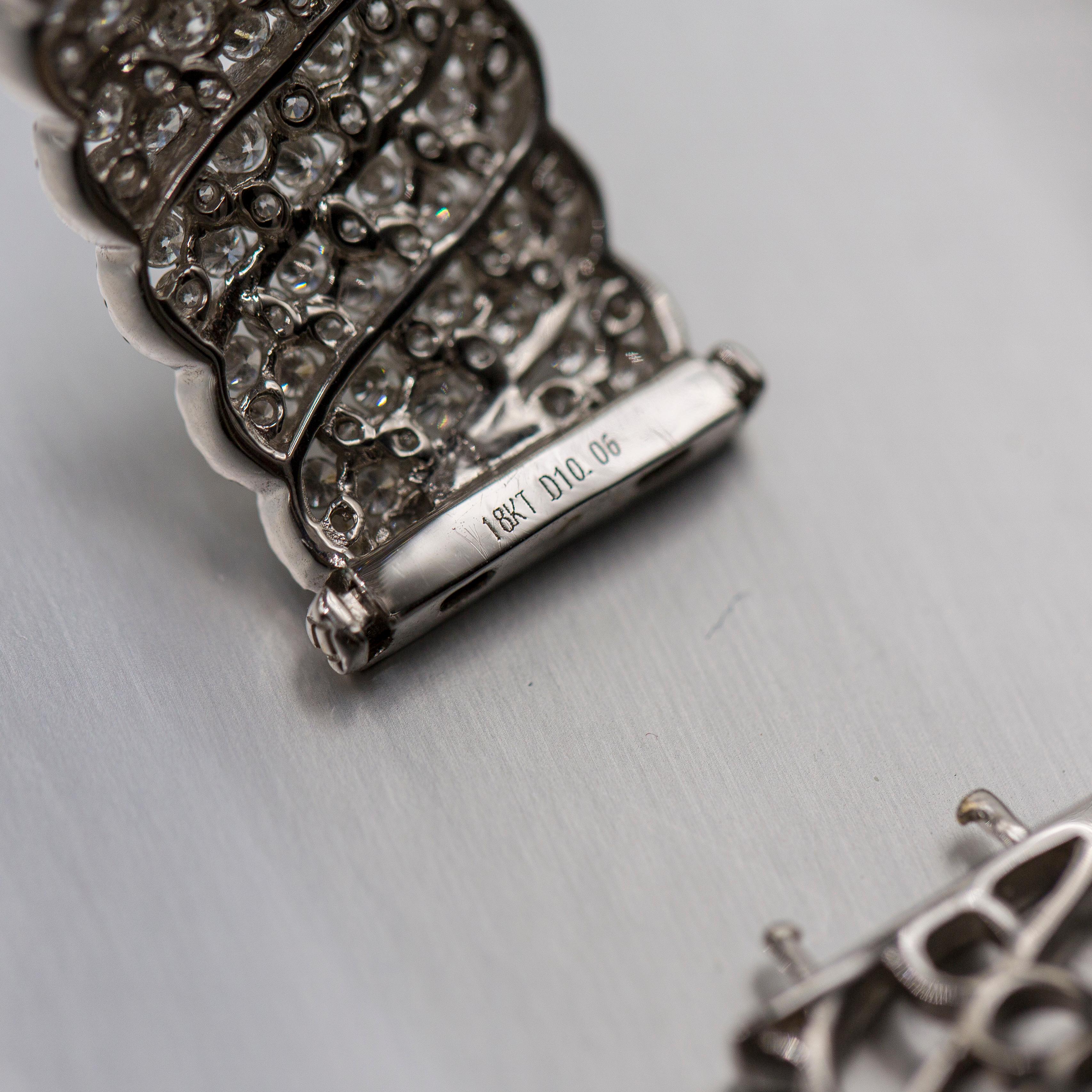 10.06 Carats fine diamond bangle bracelet/ 684 F VS1 diamonds  pave'- set 18k For Sale 3