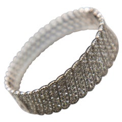 10.06 Carats fine diamond bangle bracelet/ 684 F VS1 diamonds  pave
- set 18k