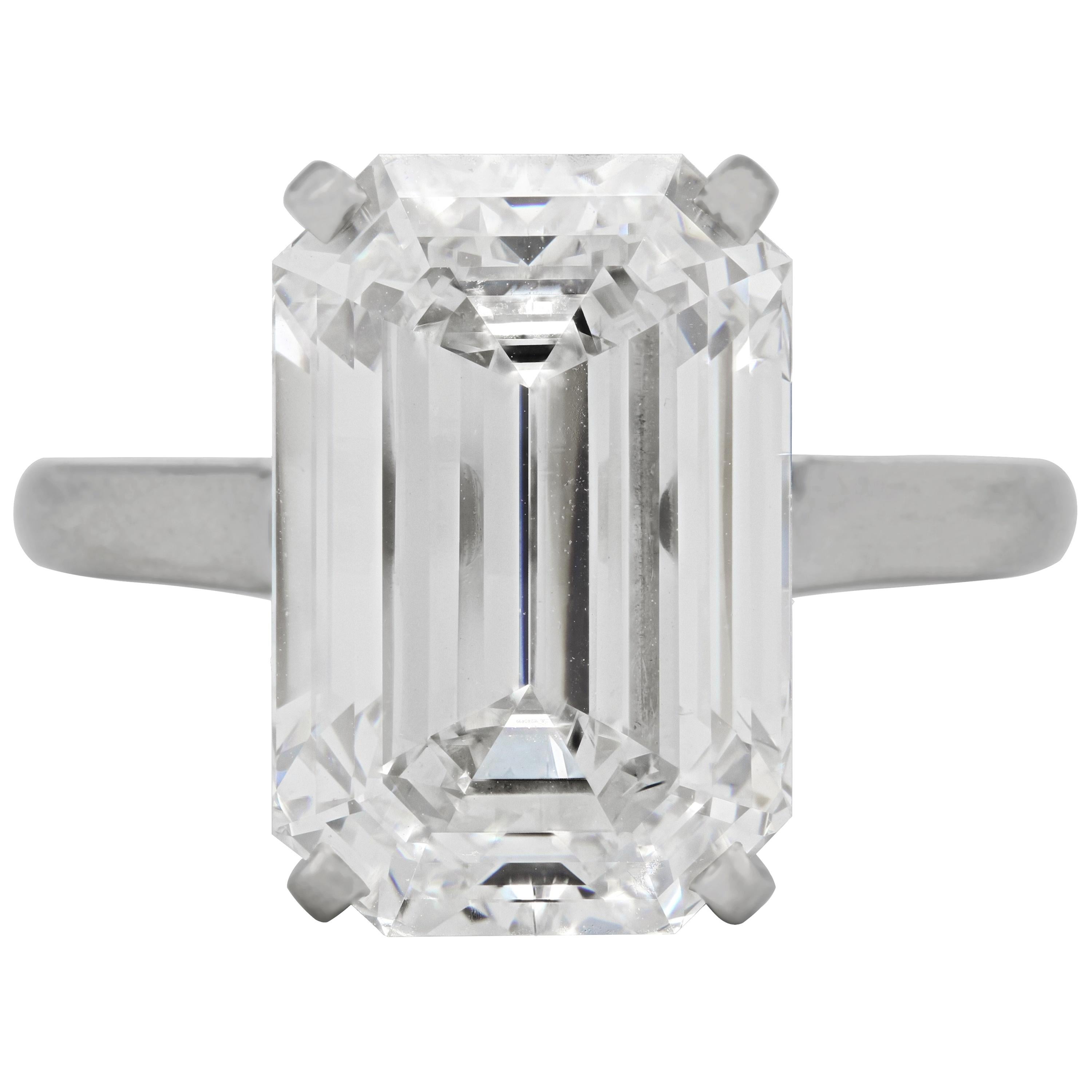 10.07 Carat E VS1 Emerald Cut Platinum Diamond Ring, by Cartier For Sale