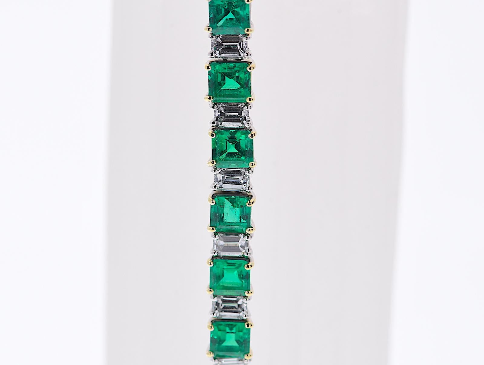 10.07 Carat Emerald & 4.47 Carat Diamond Platinum 18 Karat Yellow Gold Bracelet In Good Condition For Sale In Daytona Beach, FL