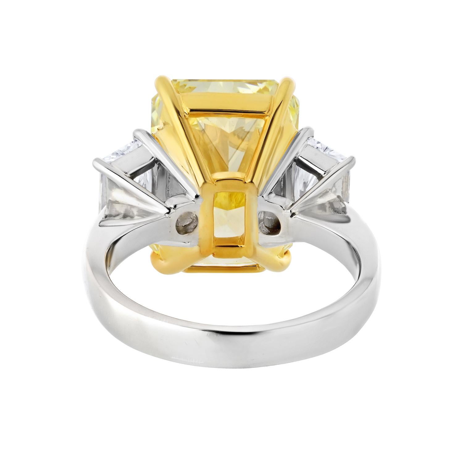 Women's 10.07 Ct Radiant Cut Platinum Fancy Yellow Three Stone Diamond Engagement Ring For Sale