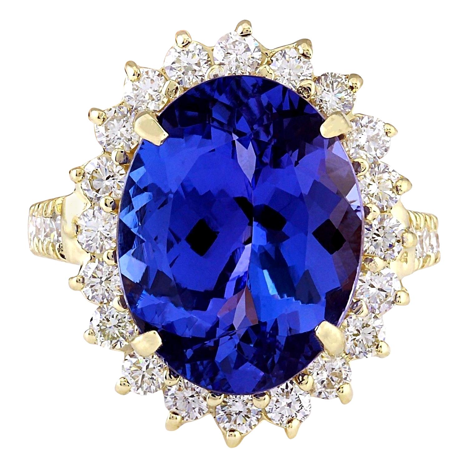 Exquisite Natural Tanzanite Diamond Ring In 14 Karat Solid Yellow Gold  For Sale