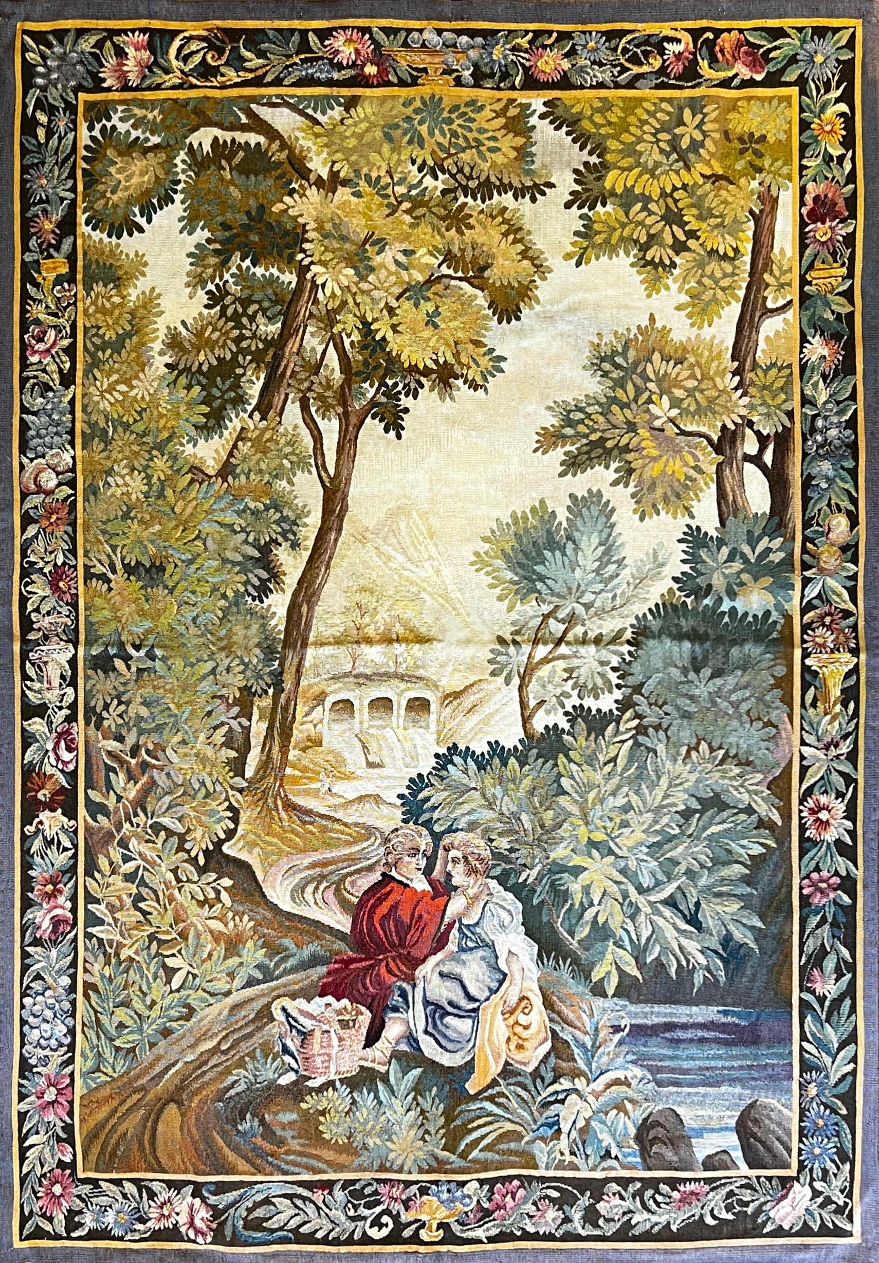1008 - Luxuriöser Aubusson-Wandteppich des 20. Jahrhunderts mit schönem romantischem Design im Angebot