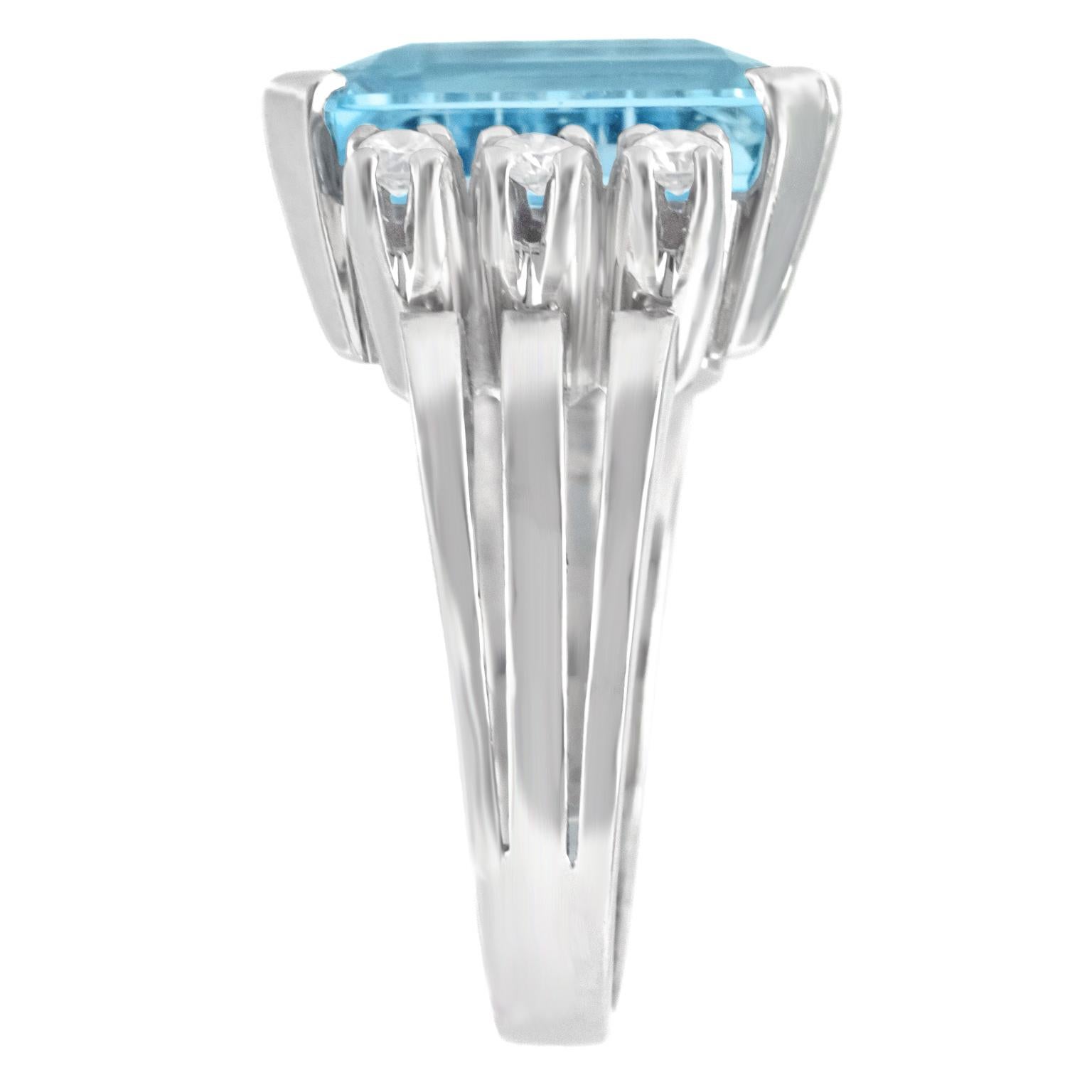 10.0ct Aquamarine and Diamond Ring For Sale 3