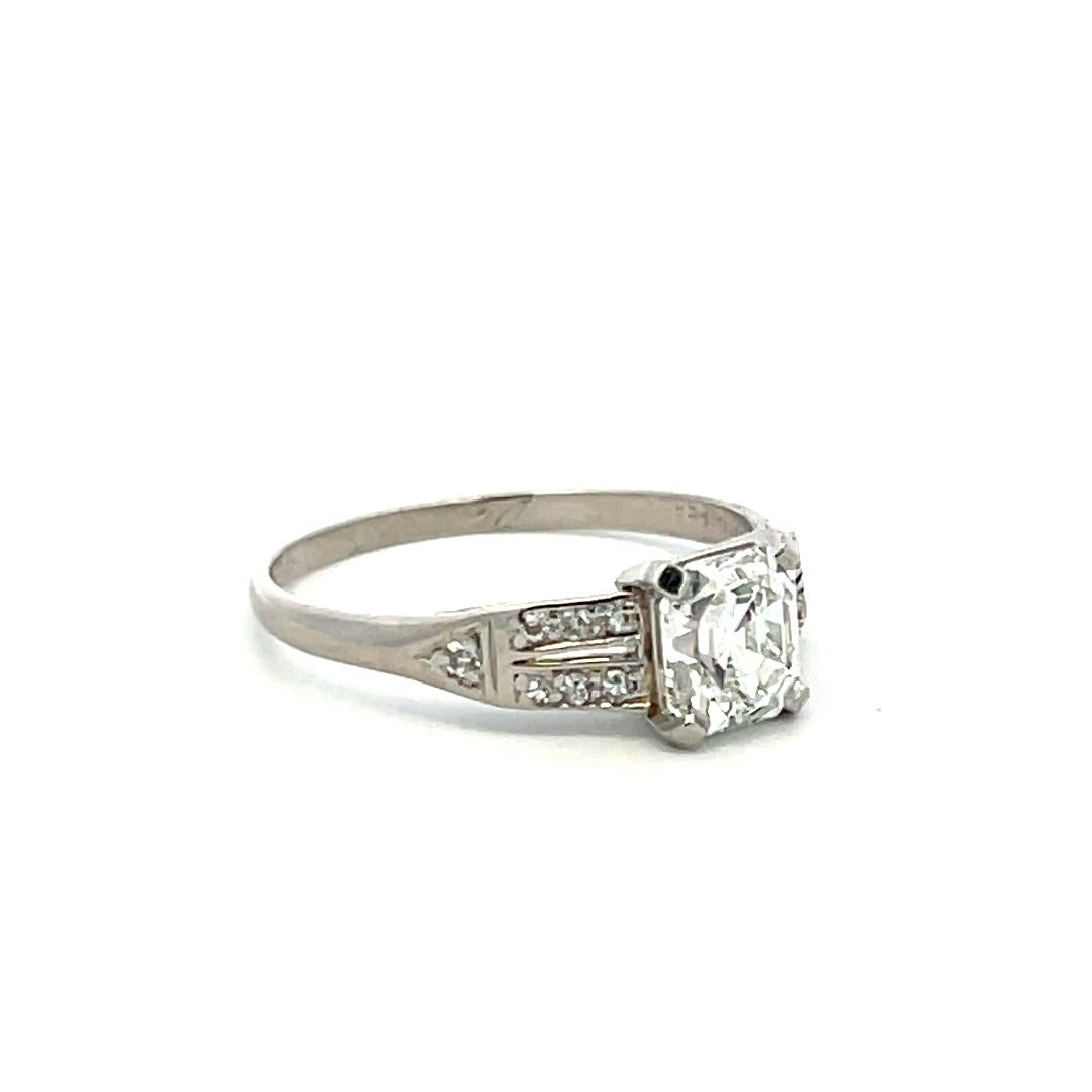 Anillo de compromiso de platino con diamantes talla Asscher de 1,00 ct con GIA (F VS2) en venta 2