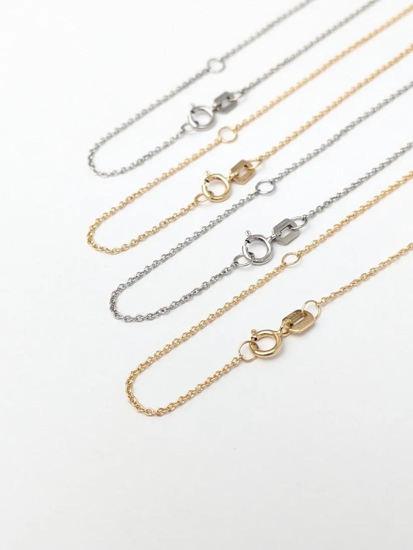 Taille brillant Pendentif en or blanc 14K serti d'un diamant bleu de 1,00ct en vente