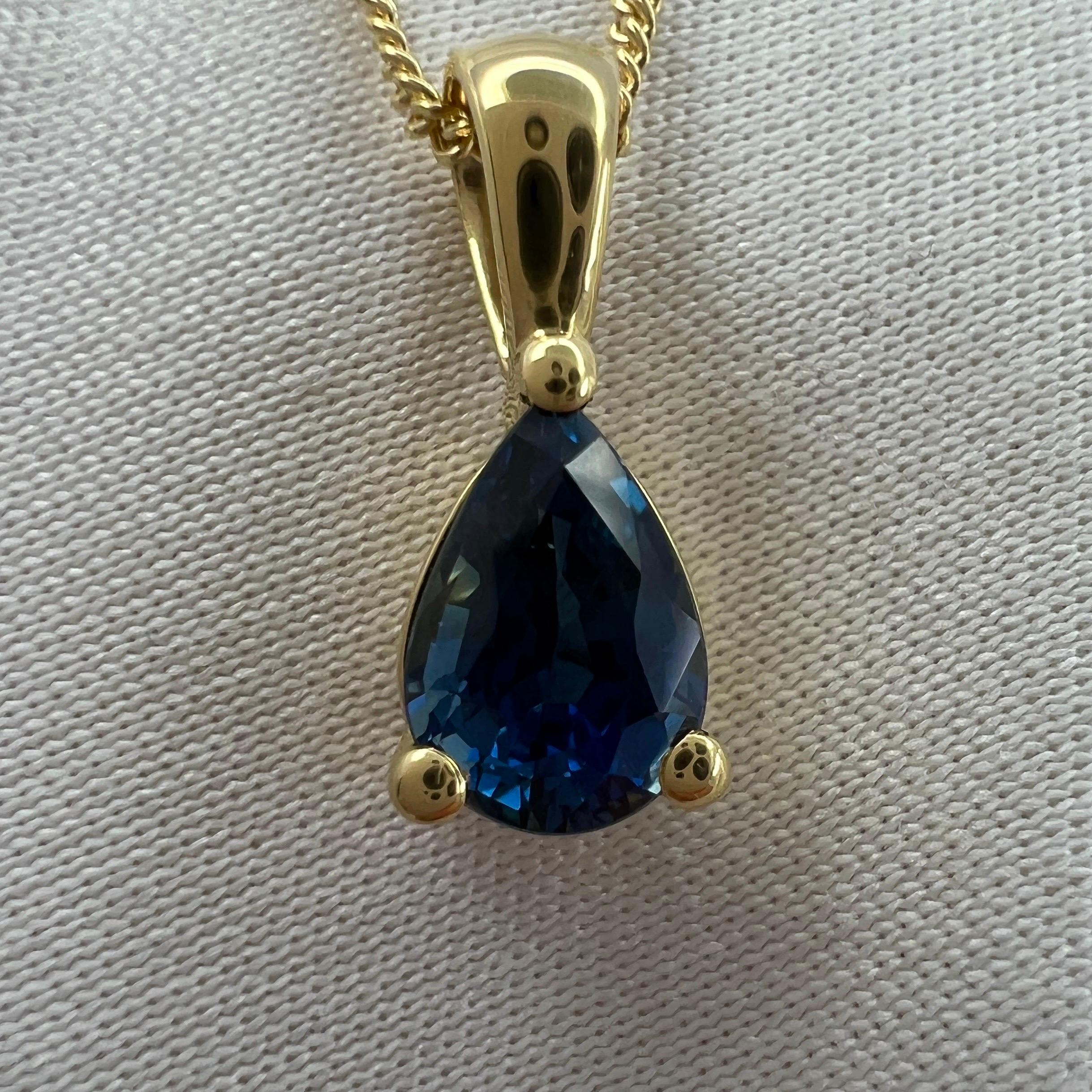 Ciondolo solitario con taglio a goccia e pera in oro giallo 18k con zaffiro blu profondo da 1,00 ct. in vendita 4