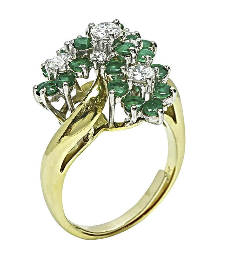 1.00ct Diamant 1.00ct Smaragd Gold Ring (Rundschliff) im Angebot