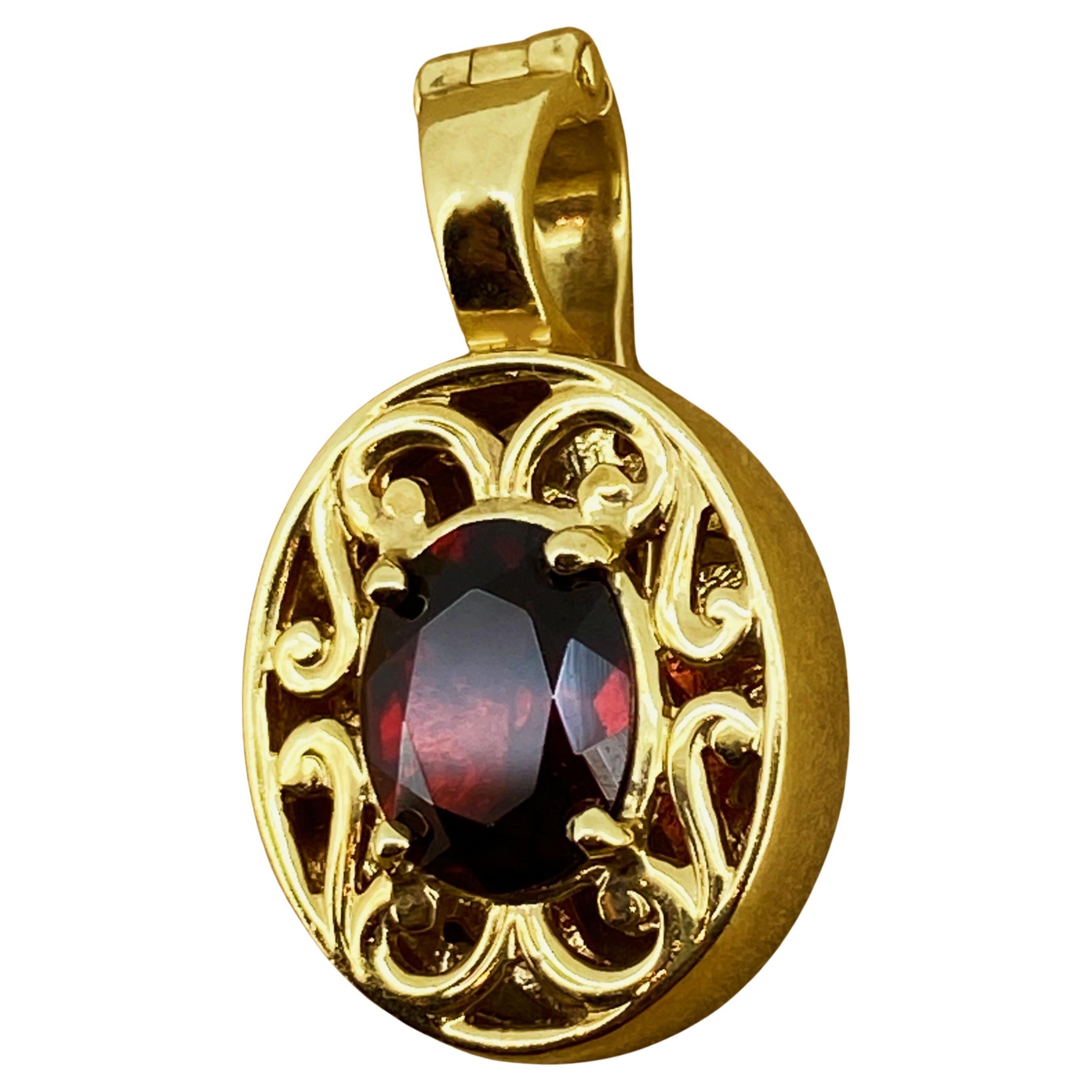 Colgante vintage grande de oro amarillo de 9 quilates con motivo floral de granate de 1,00 ct y enganche realzador