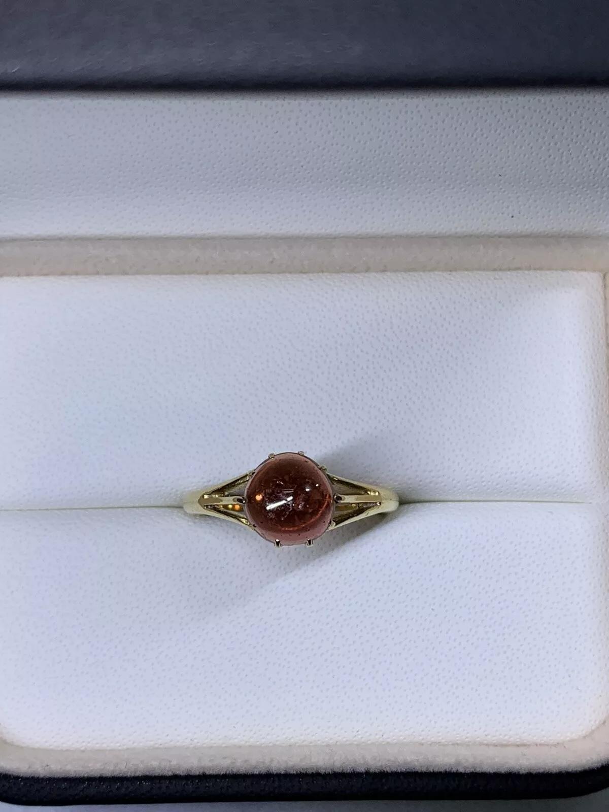 Bague de fiançailles en or jaune 18 carats, grenat naturel non traité de 1,00ct. Neuf - En vente à London, GB