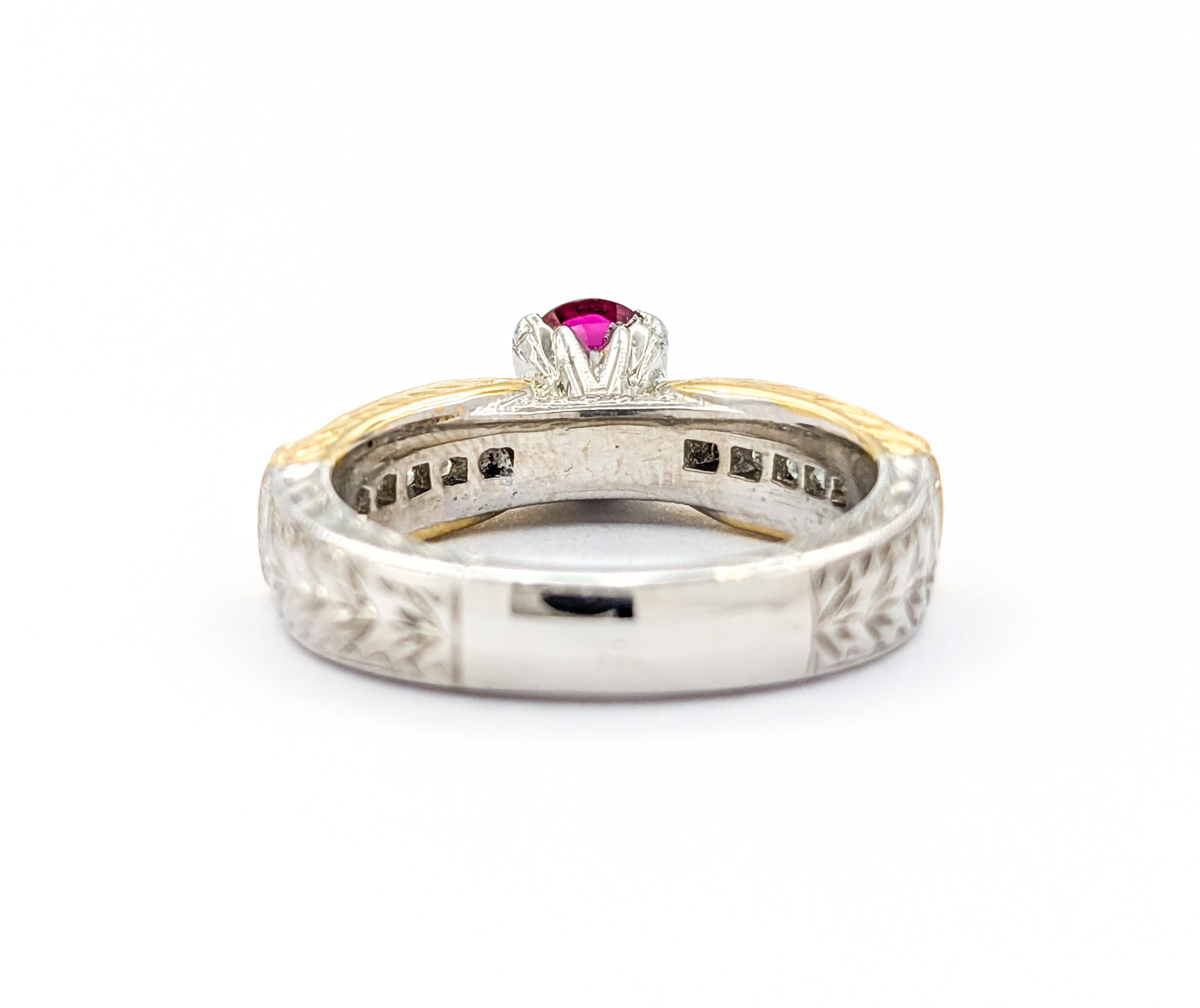 Anillo de rubí natural y diamantes de 1,00 ct en platino y oro amarillo de 18 quilates en venta 4
