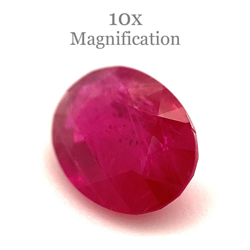 Women's or Men's 1.00ct Oval Red Ruby from Mozambique For Sale