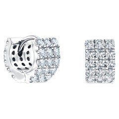 Pendientes de aro de diamantes redondos brillantes de 1,00 ct en oro blanco de 18 quilates engastados en garra