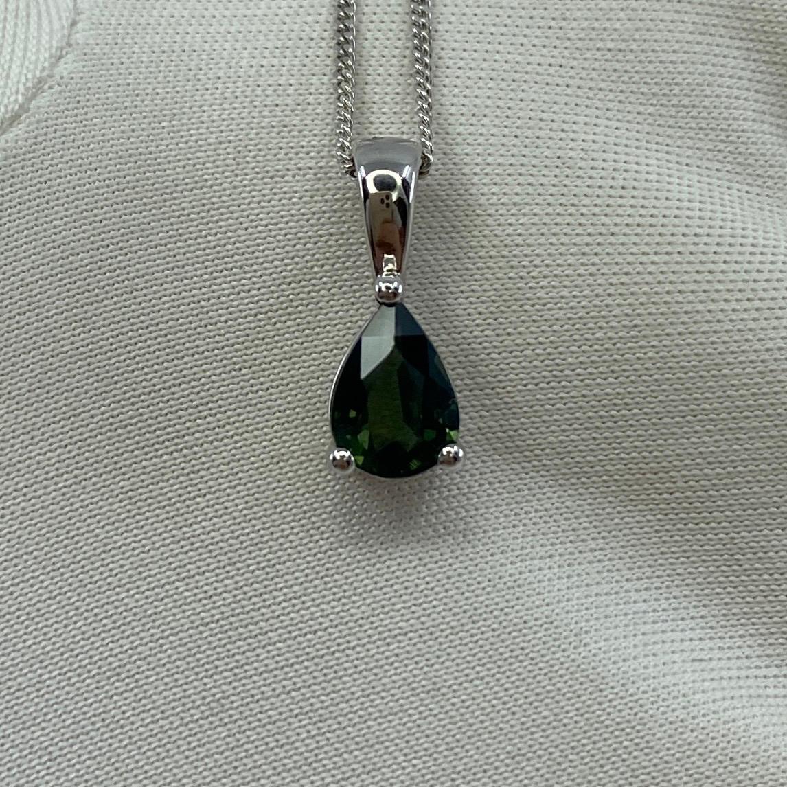 1,00 Karat unbehandelter grüner blauer australischer Saphir im Birnenschliff 18k Weißgold Anhänger 2