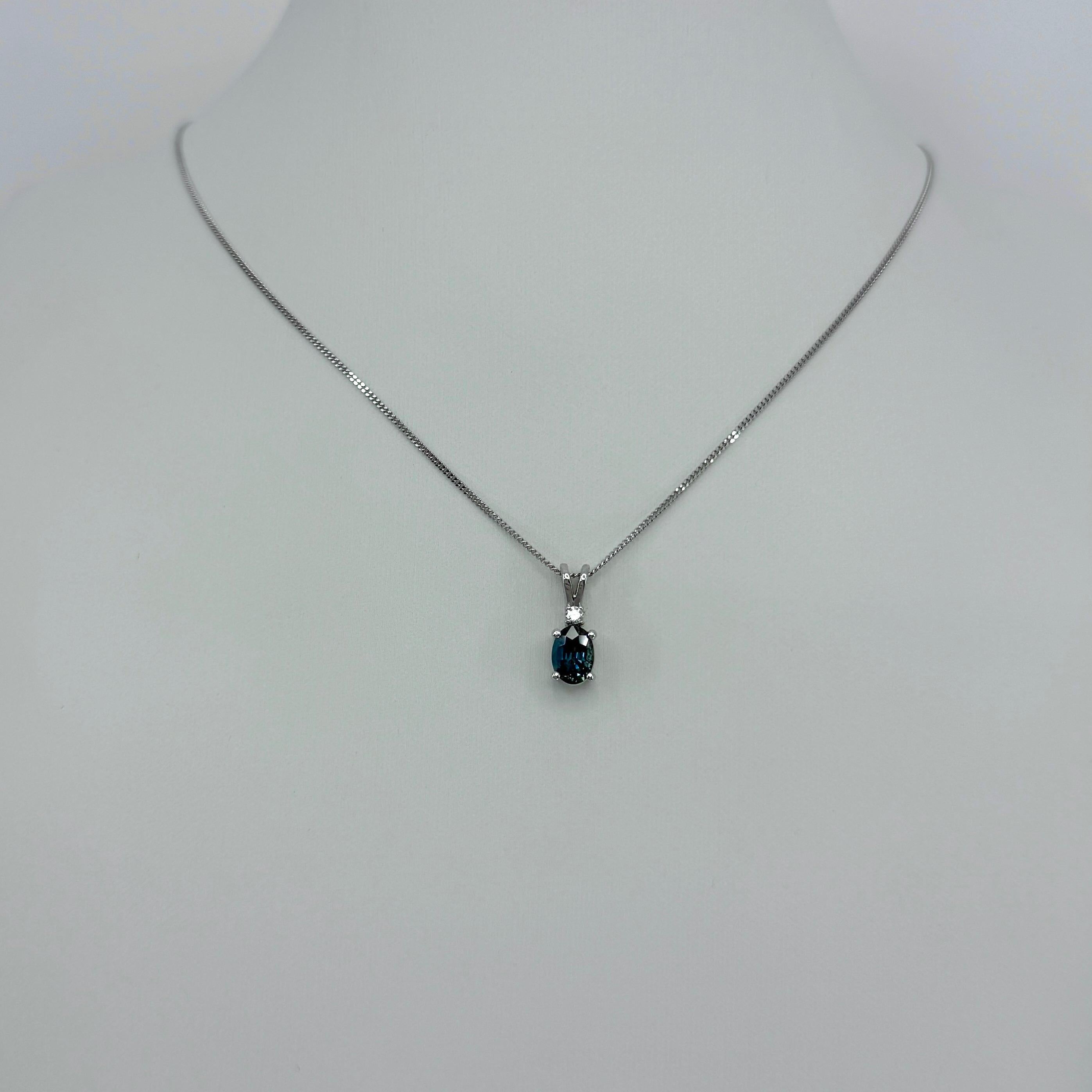1.00ct Vivid Teal Blue Oval Cut Sapphire Diamond 14k White Gold Pendant Necklace In New Condition For Sale In Birmingham, GB