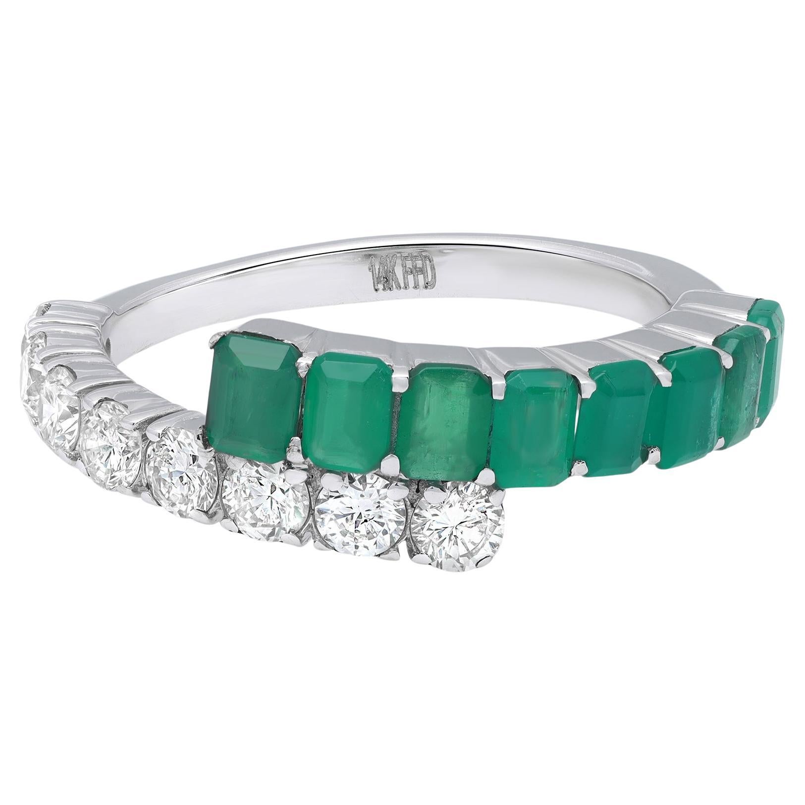1.00Cttw Emerald and 0.61Cttw Diamond Ladies Ring 14K White Gold For Sale