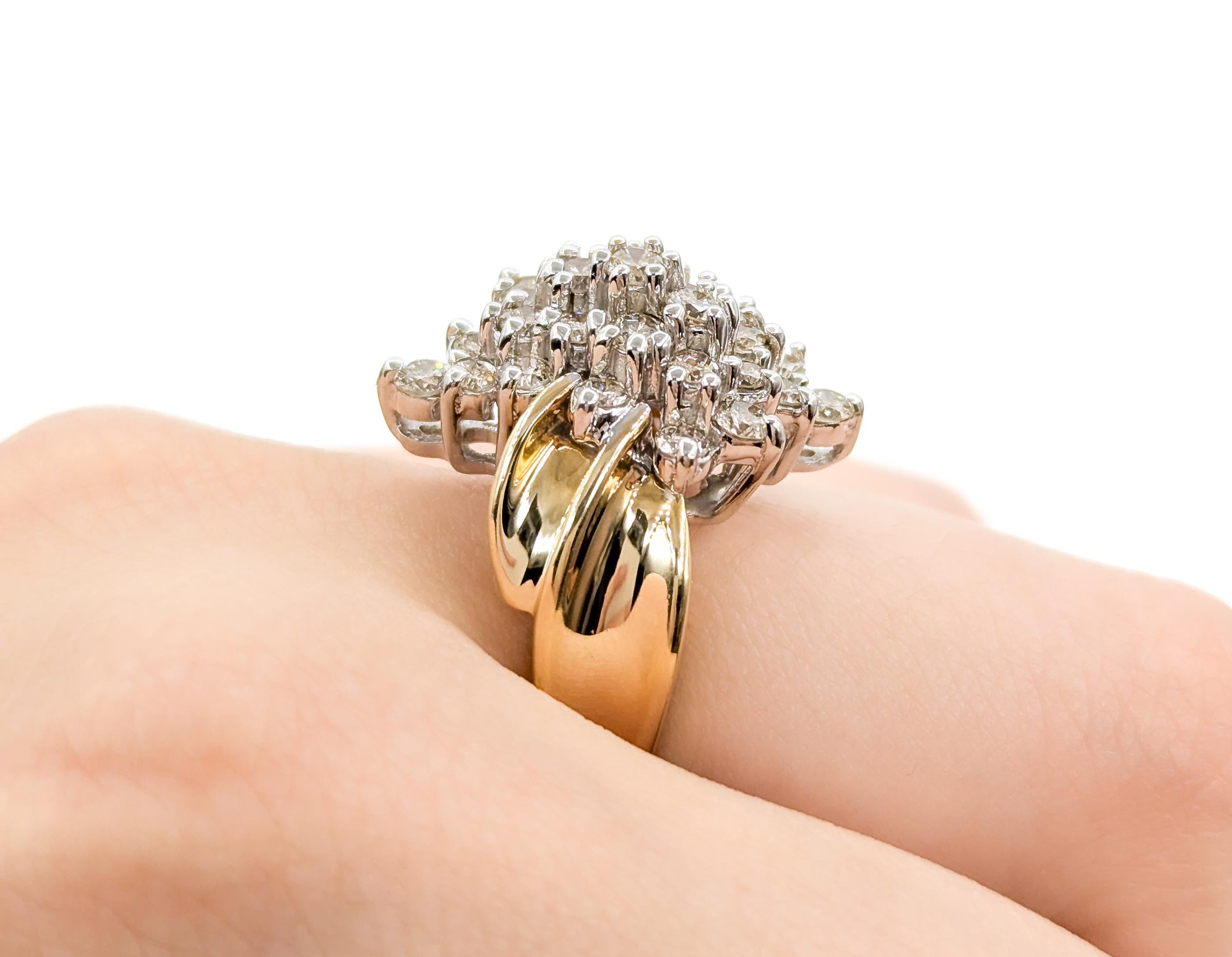 Taille ronde Bague en or jaune avec cascade de diamants de 1,00ctw en vente