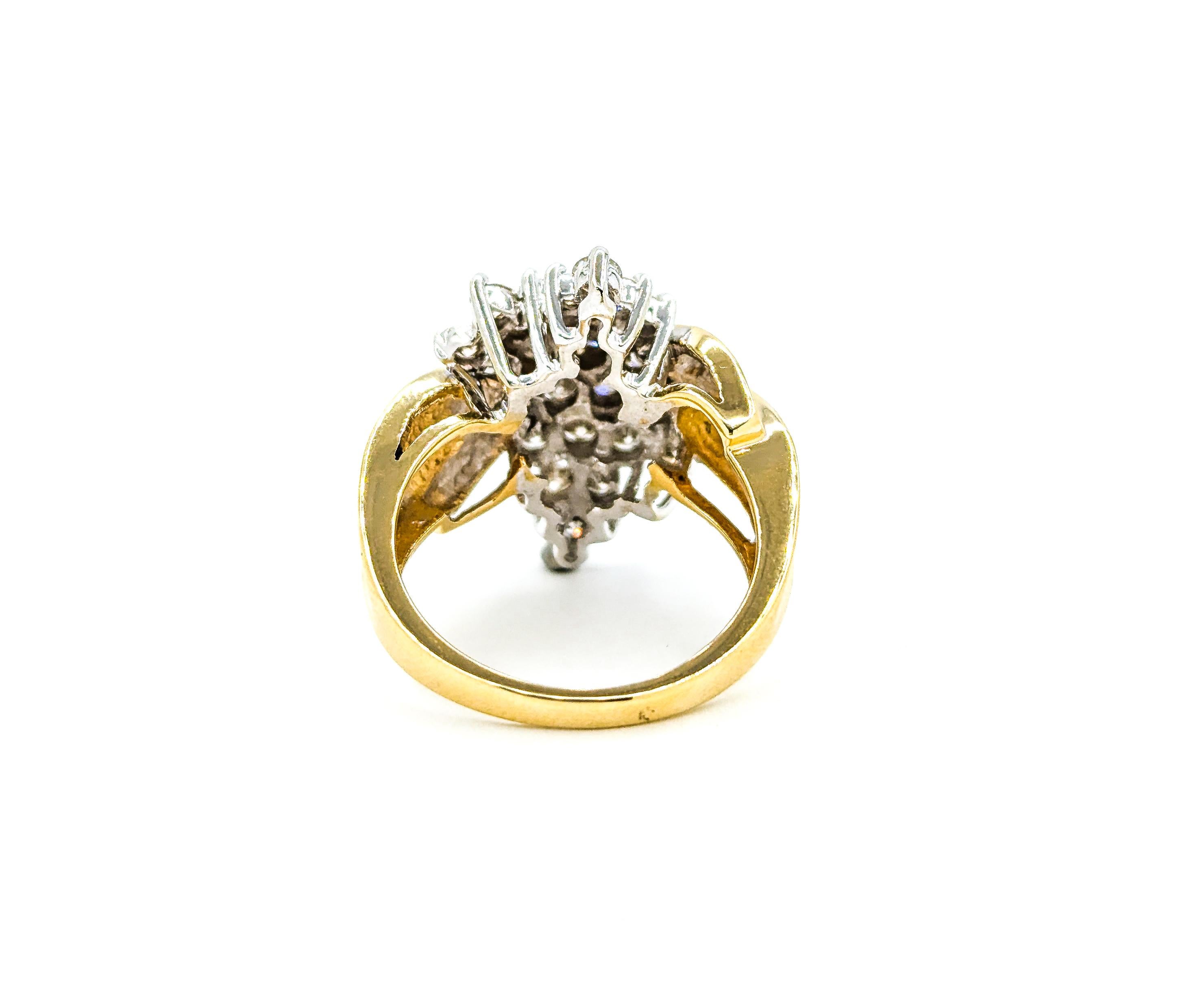 Bague en or jaune avec cascade de diamants de 1,00ctw en vente 1